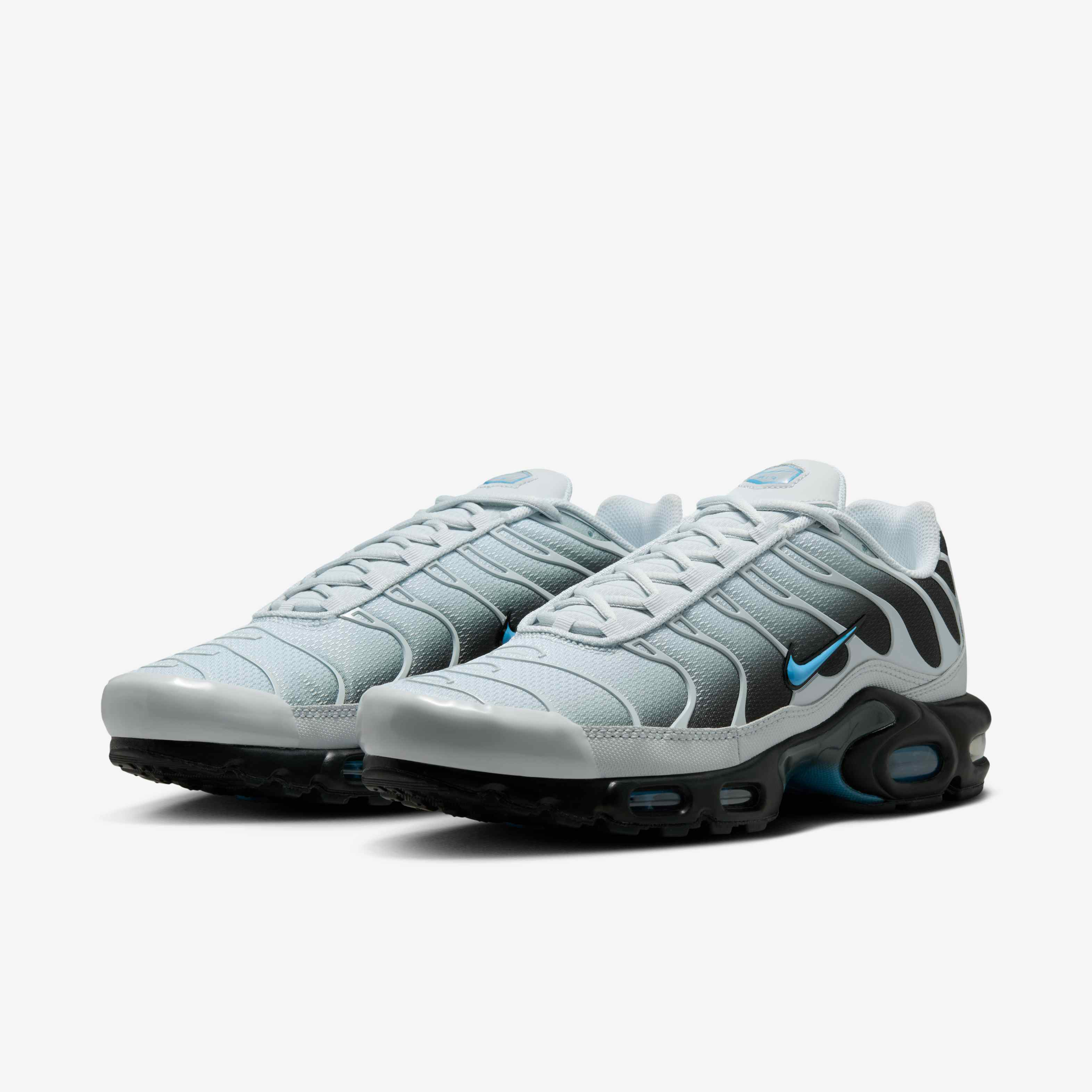 Nike Air Max Plus image number 4