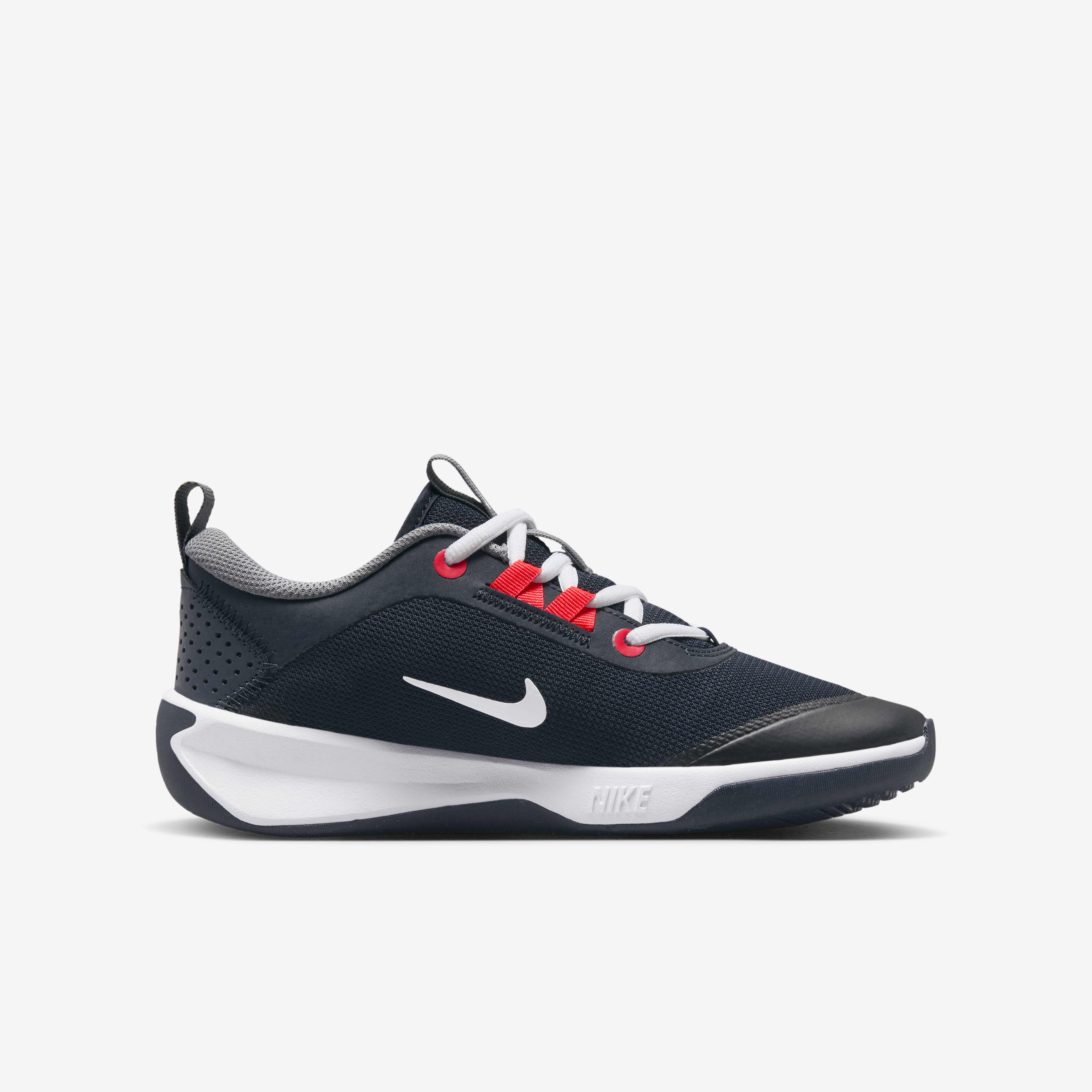 Nike Omni Multi-Court image number 2