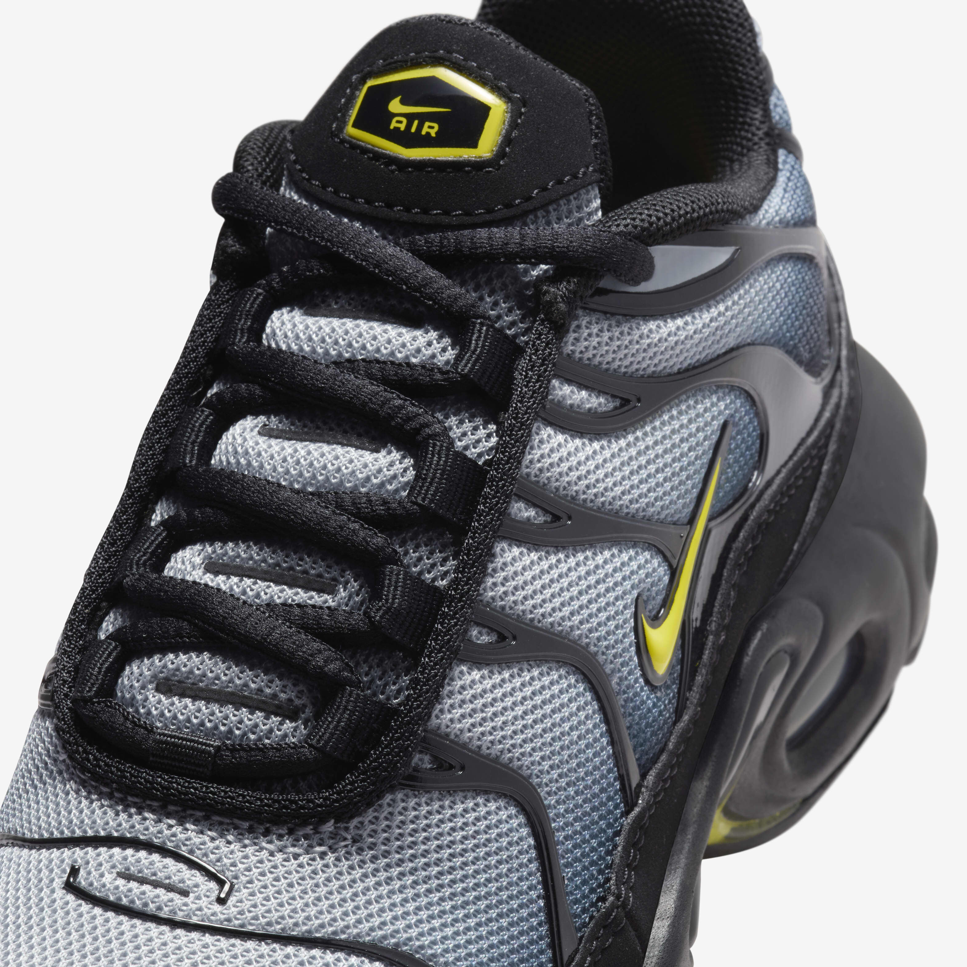 Nike Air Max Plus image number 6