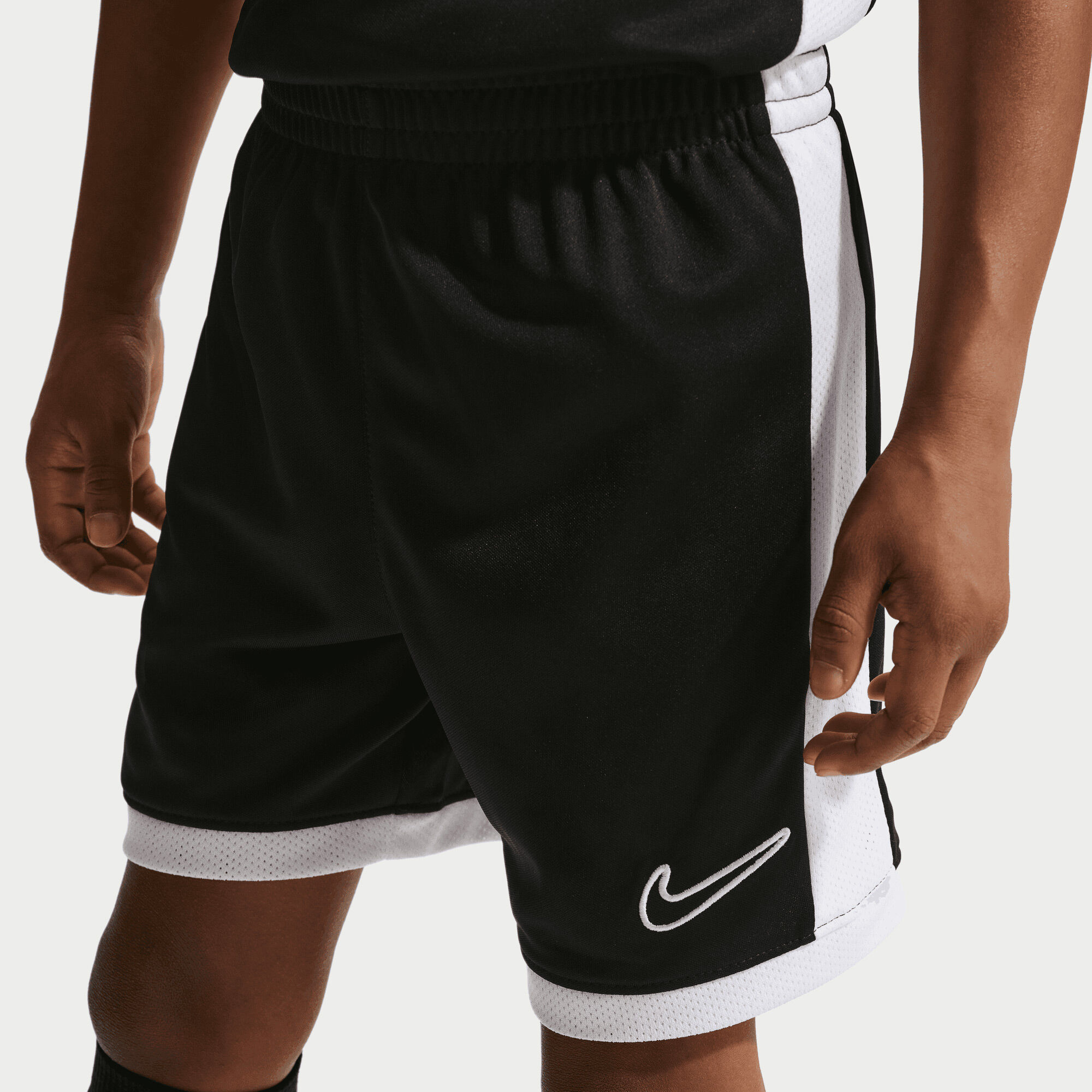 Nike image number 4