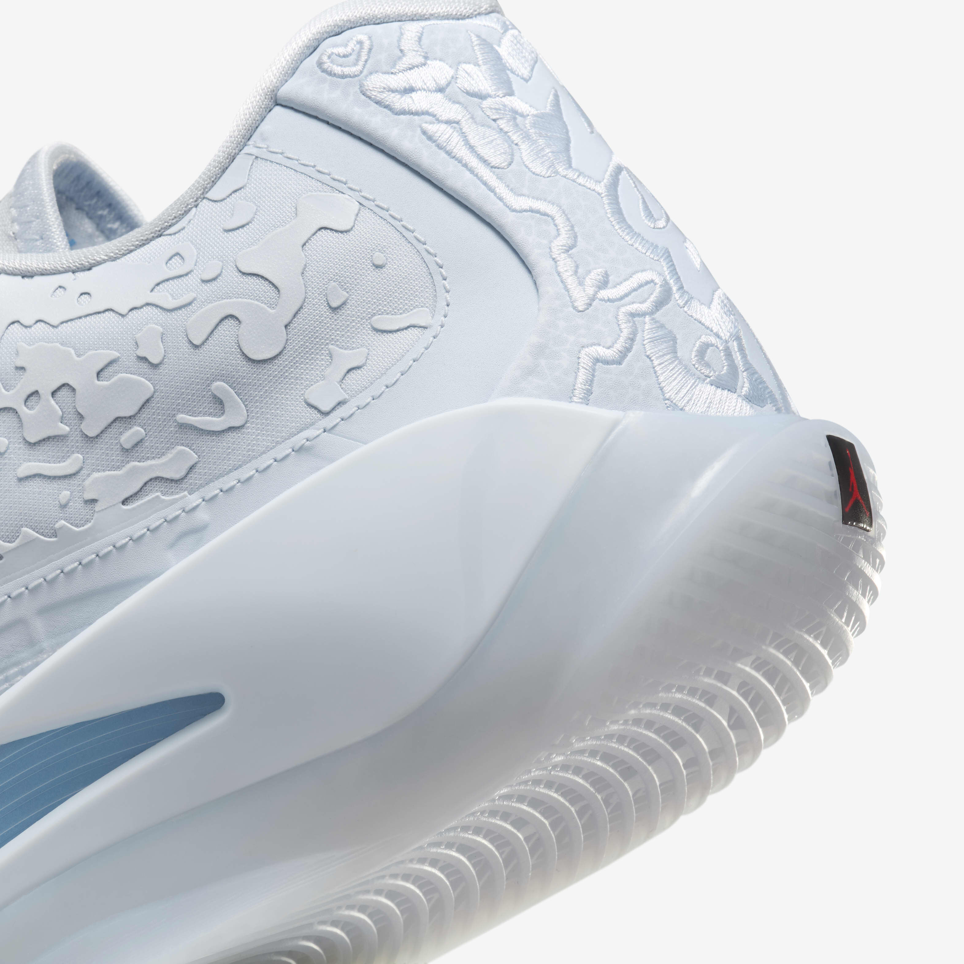 Zion 3 'Mud, Sweat and Tears' image number 7