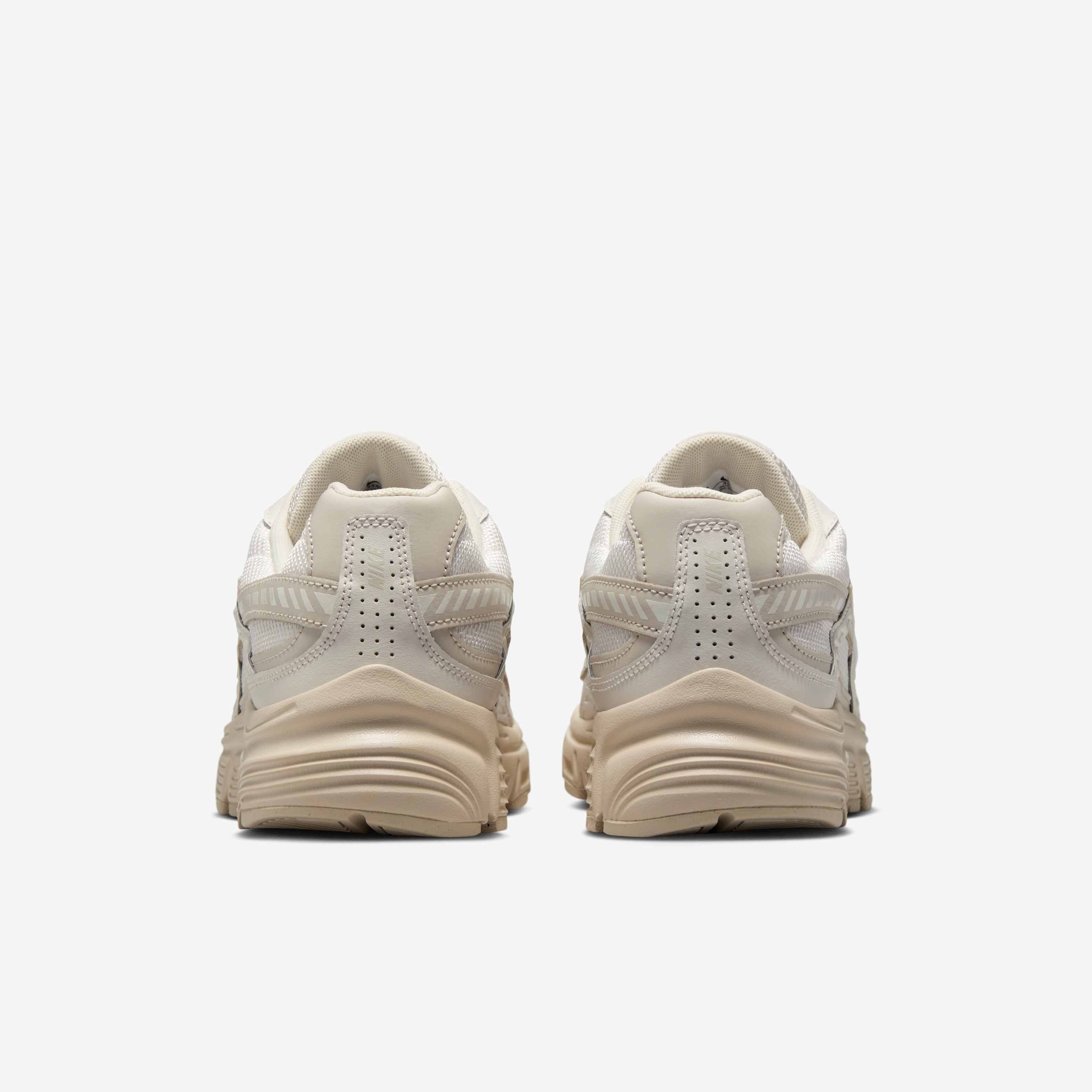 نايكي انيشيتر image number 5