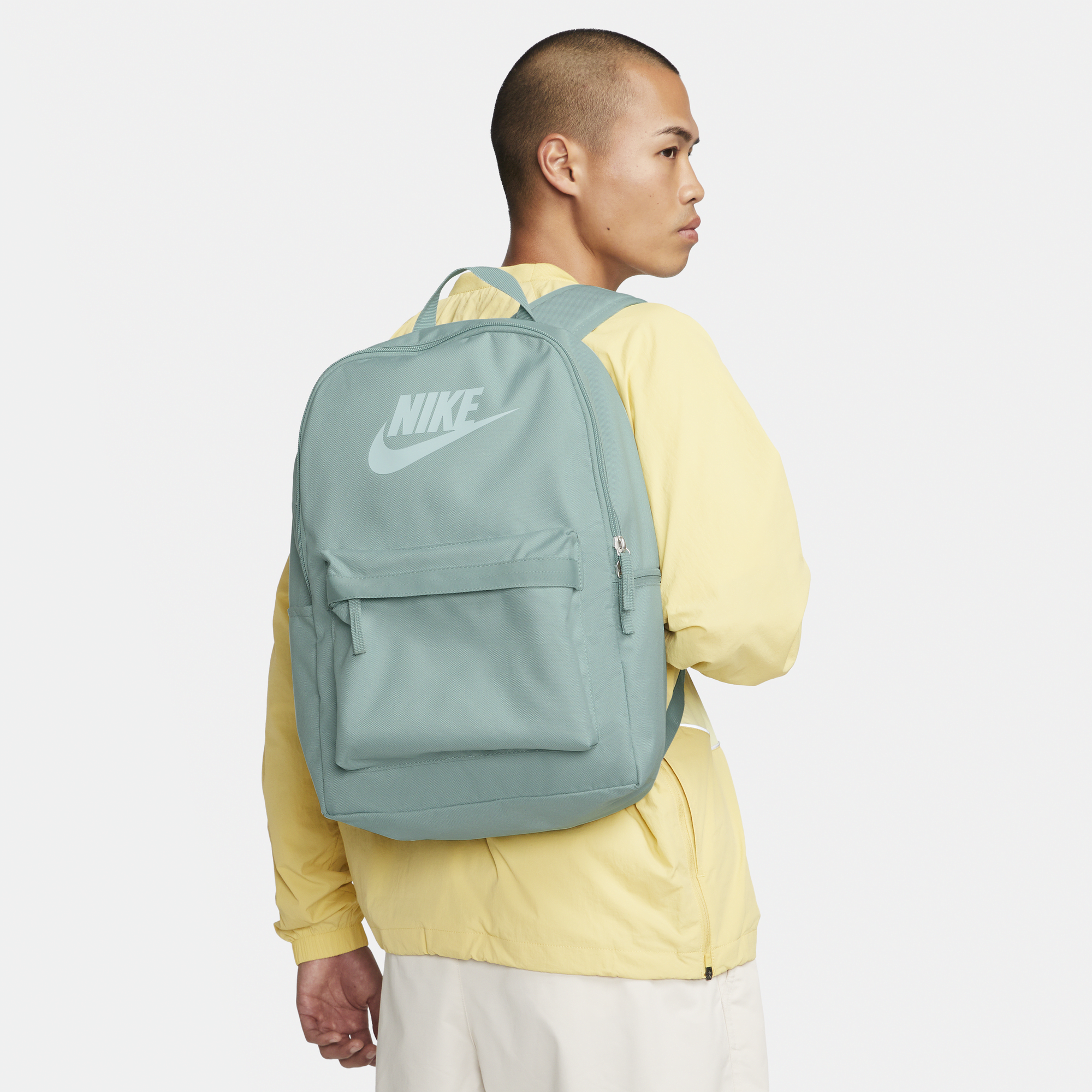 Nike top backpack heritage