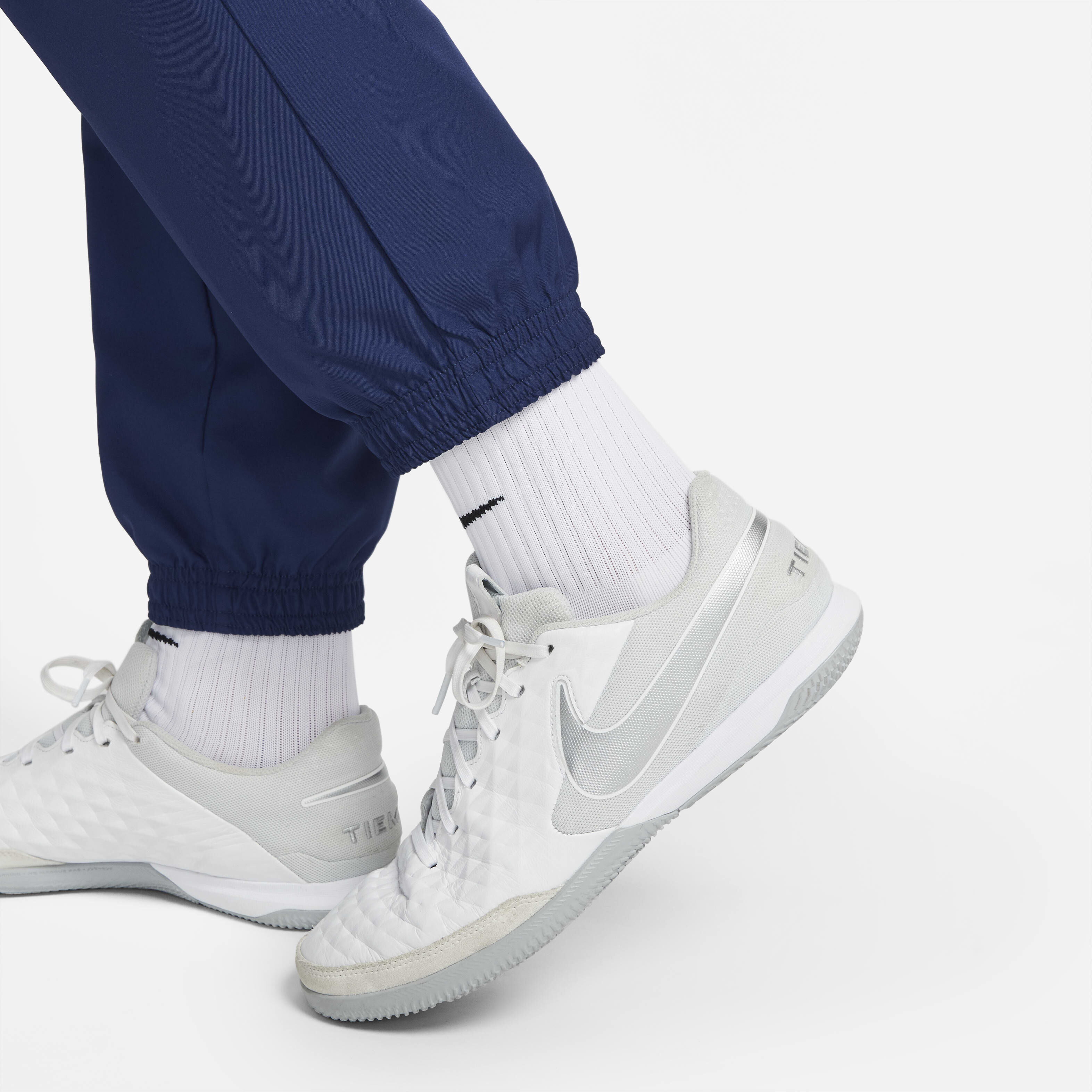 F.C. Barcelona Academy Pro image number 5