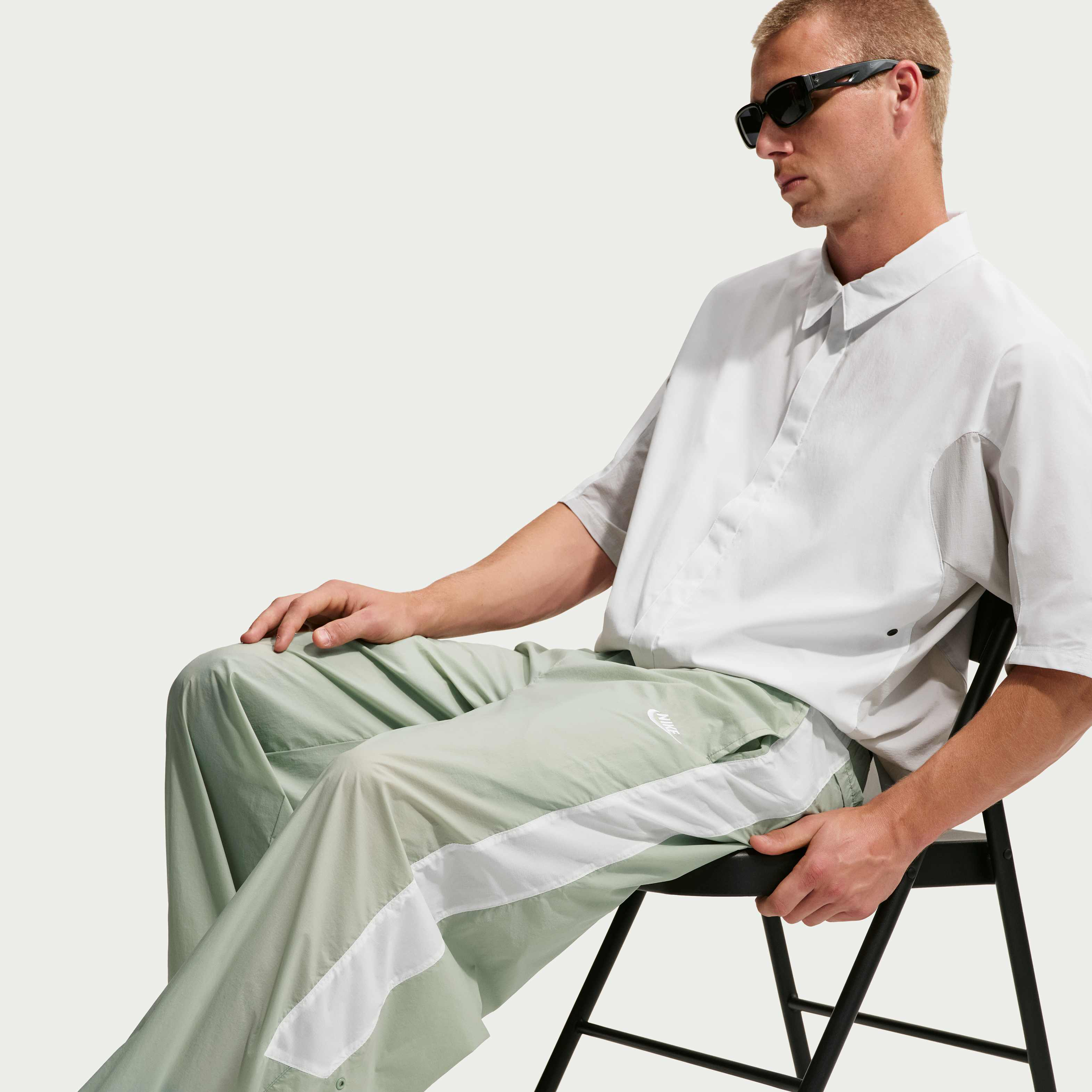 Nike Windrunner image number 3