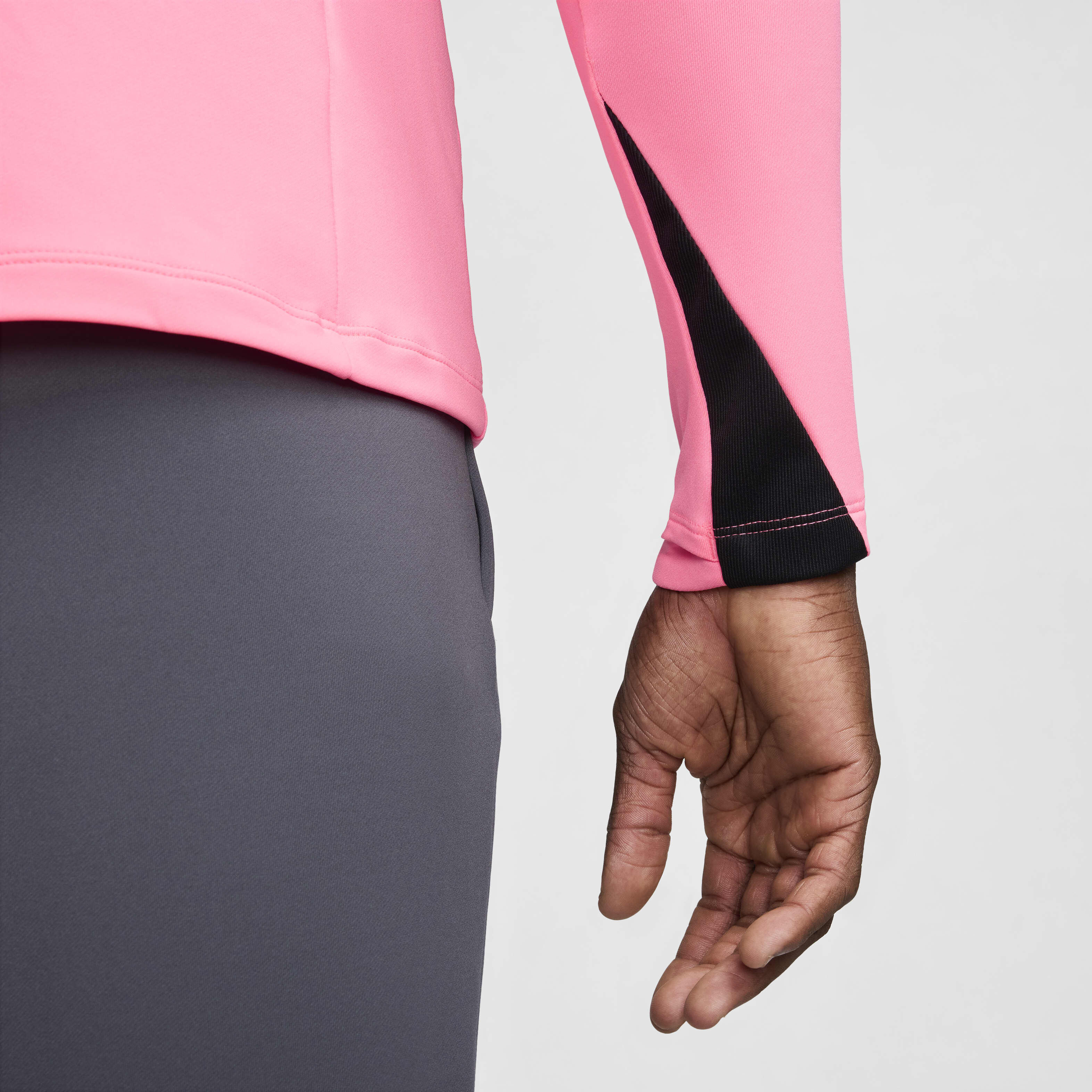 Nike Strike image number 4