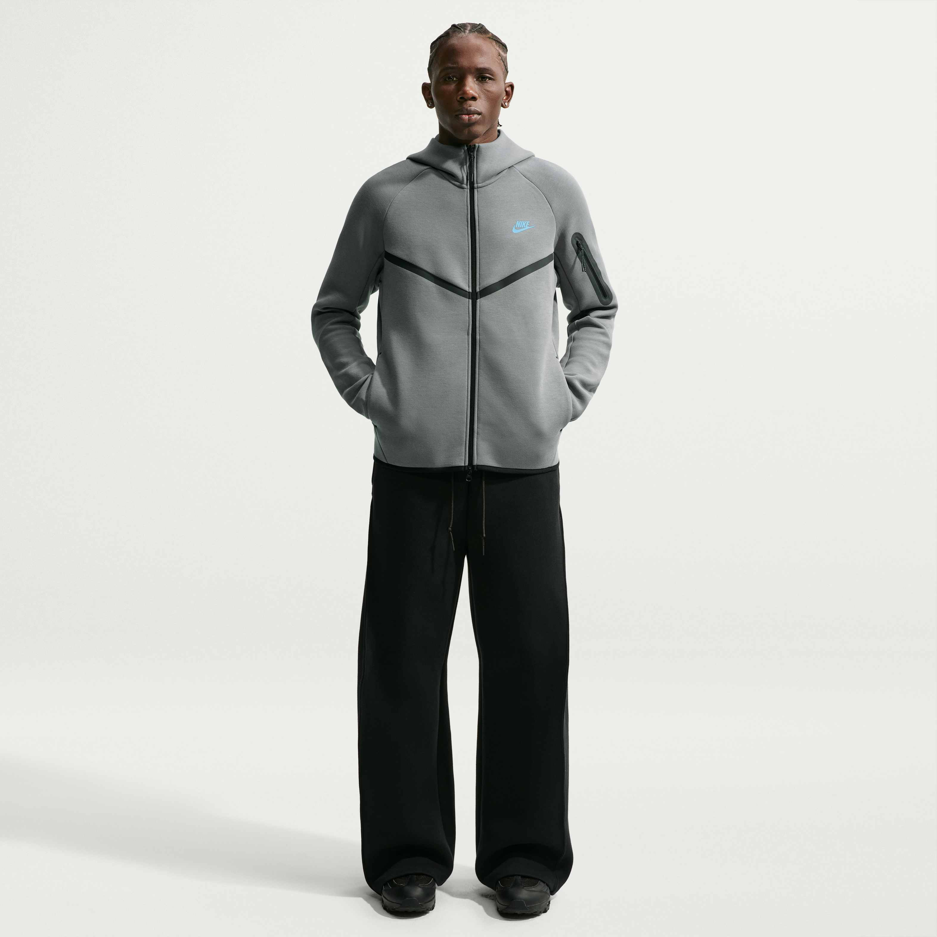 Nike Tech image number 3