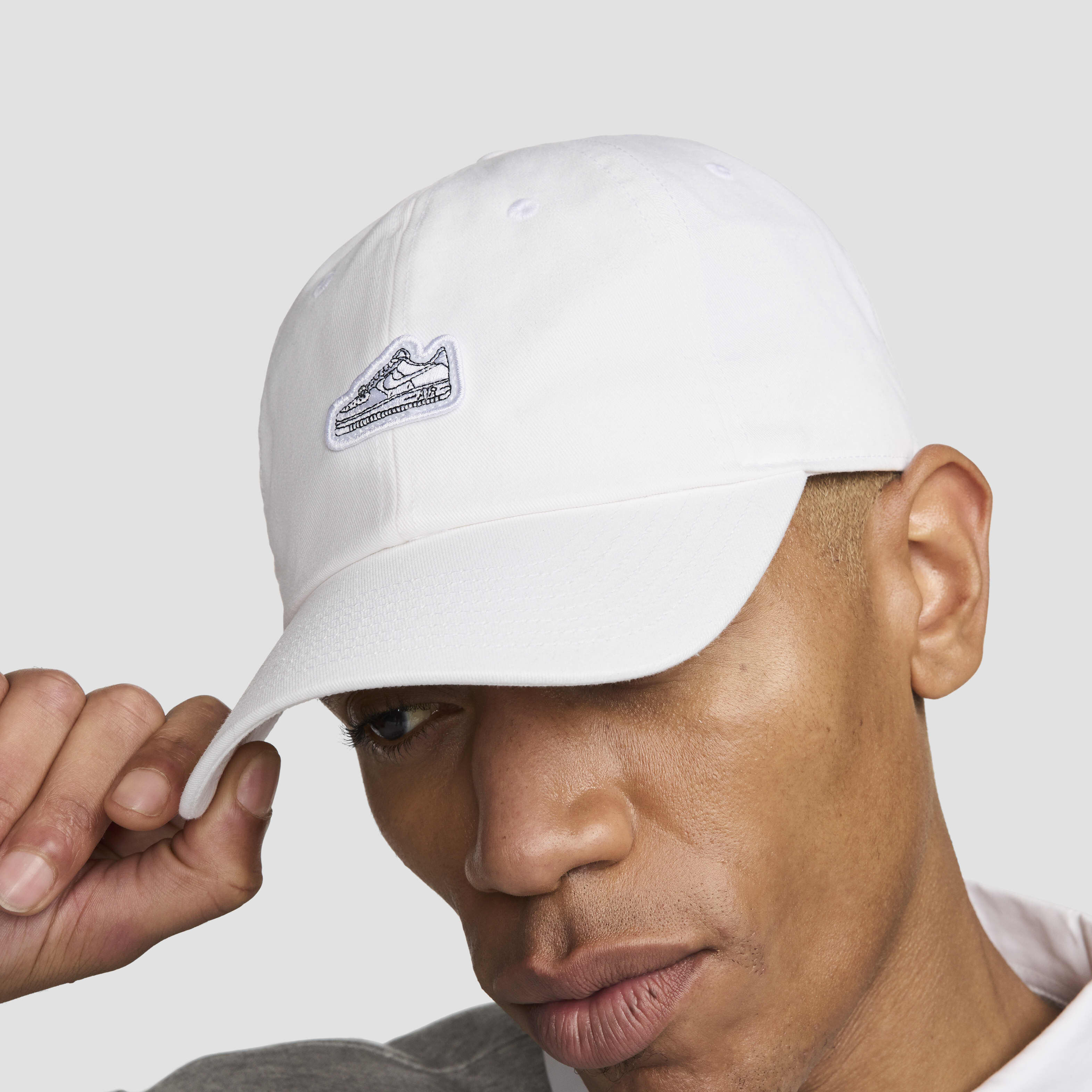 نايكي كلوب image number 5