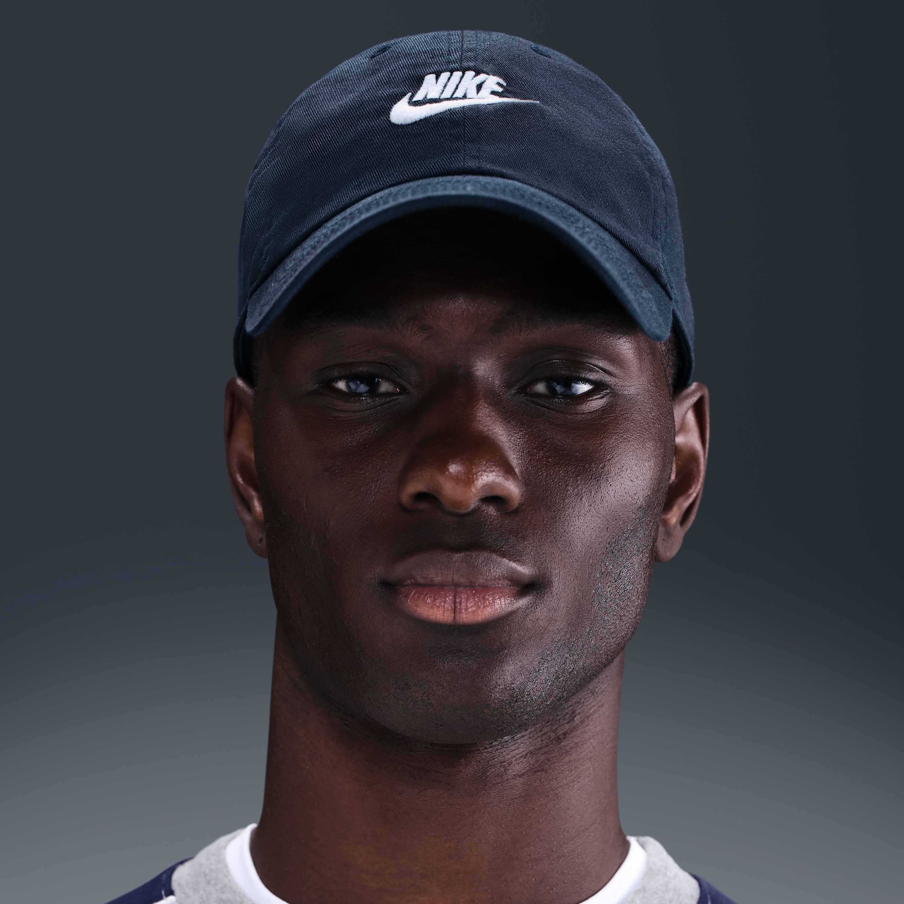 Nike Club image number 0