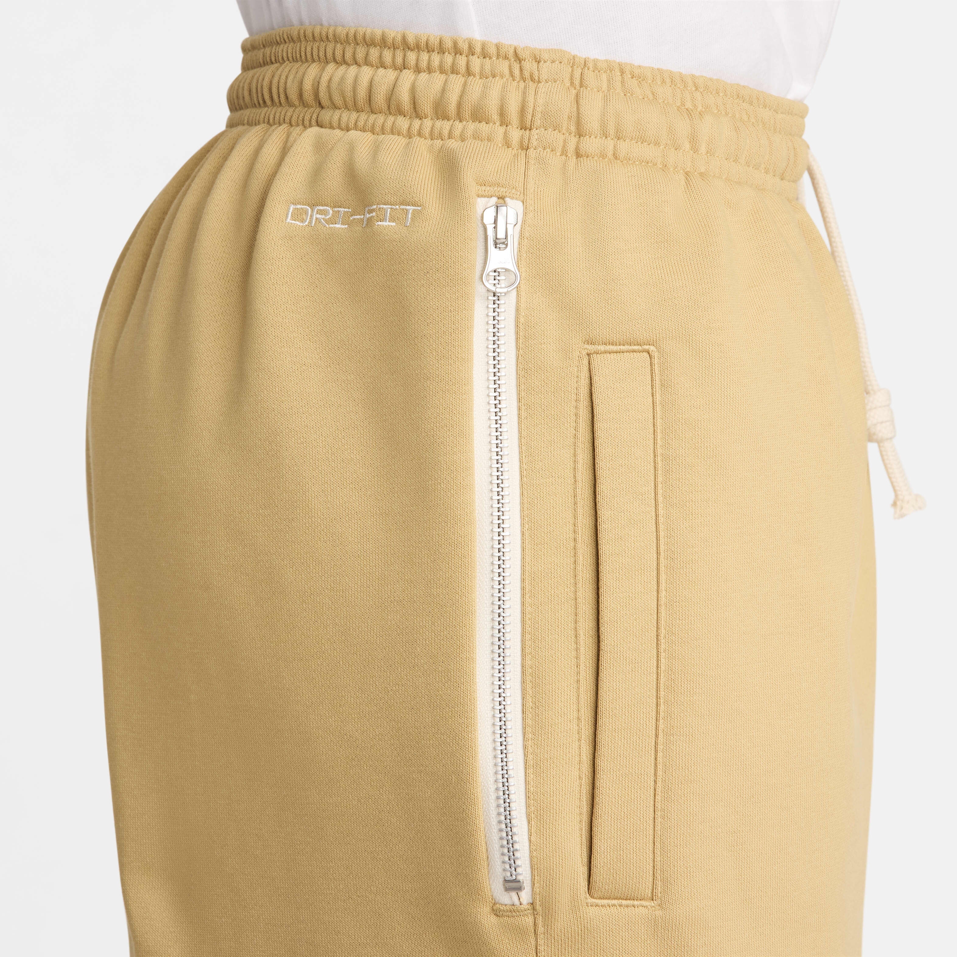 FFF Standard Issue image number 3