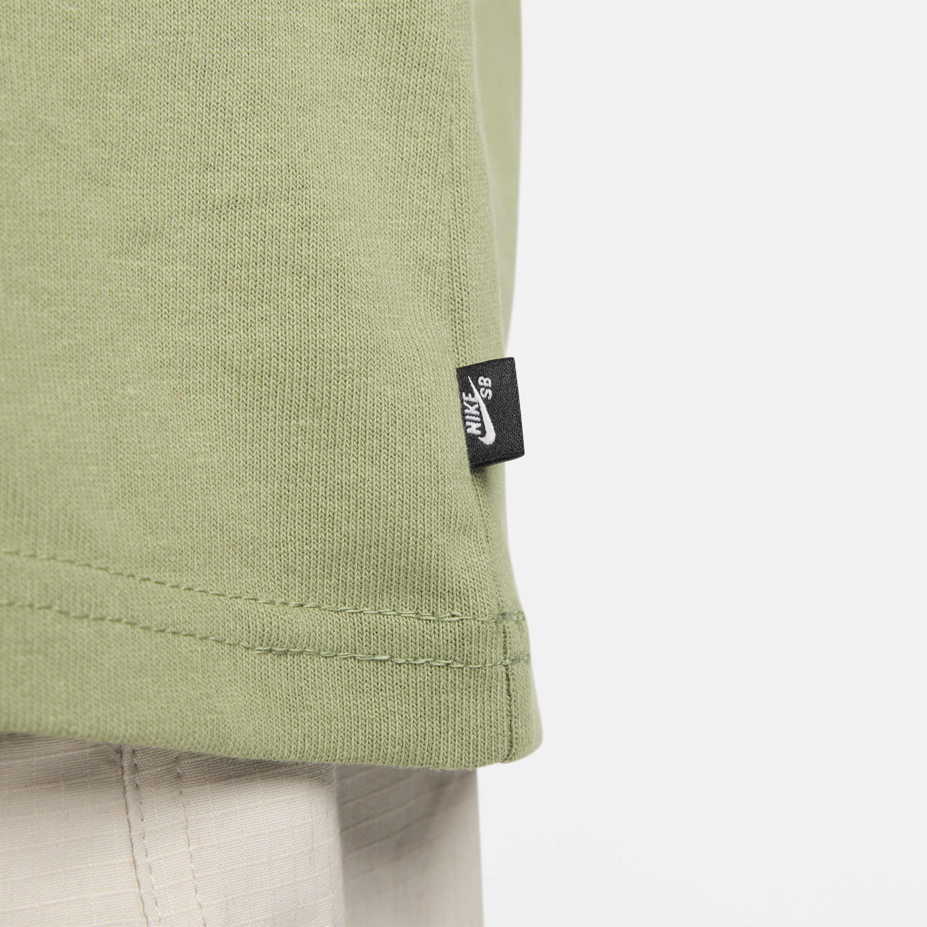 Buy Nike SB Yuto Max90 T-Shirt - Oil Green | Nike Saudi Official