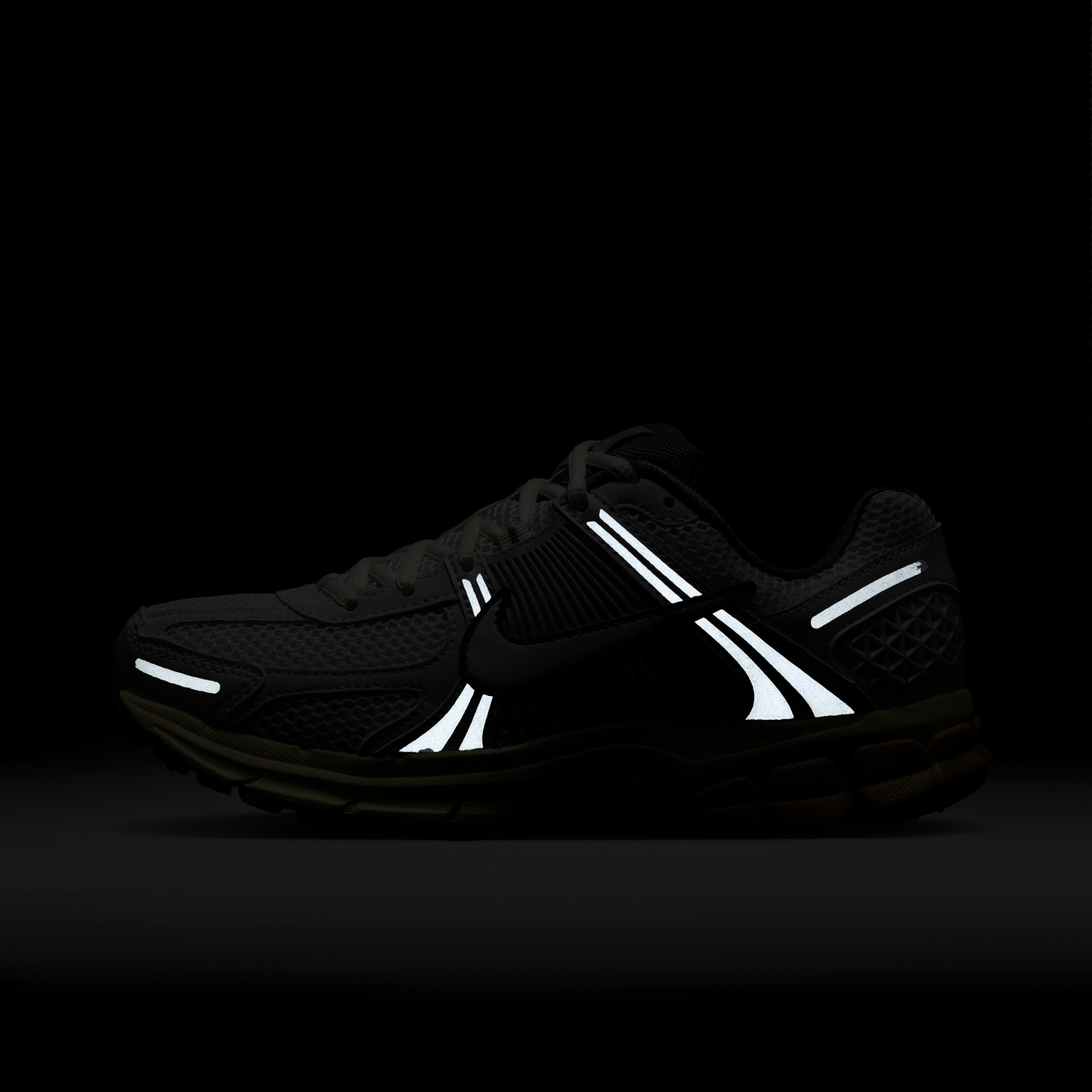 Buy Nike Zoom Vomero 5 Women's Shoes - Summit White/Pure