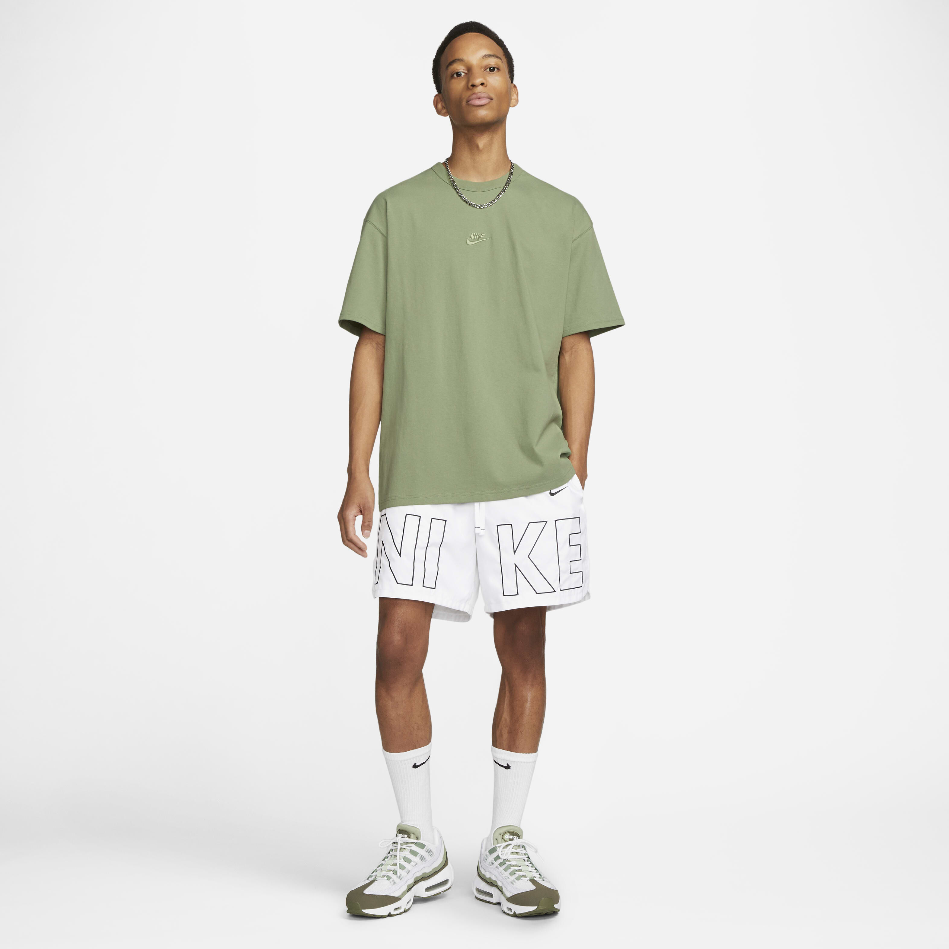Nike Sportswear Premium Essentials image number 6