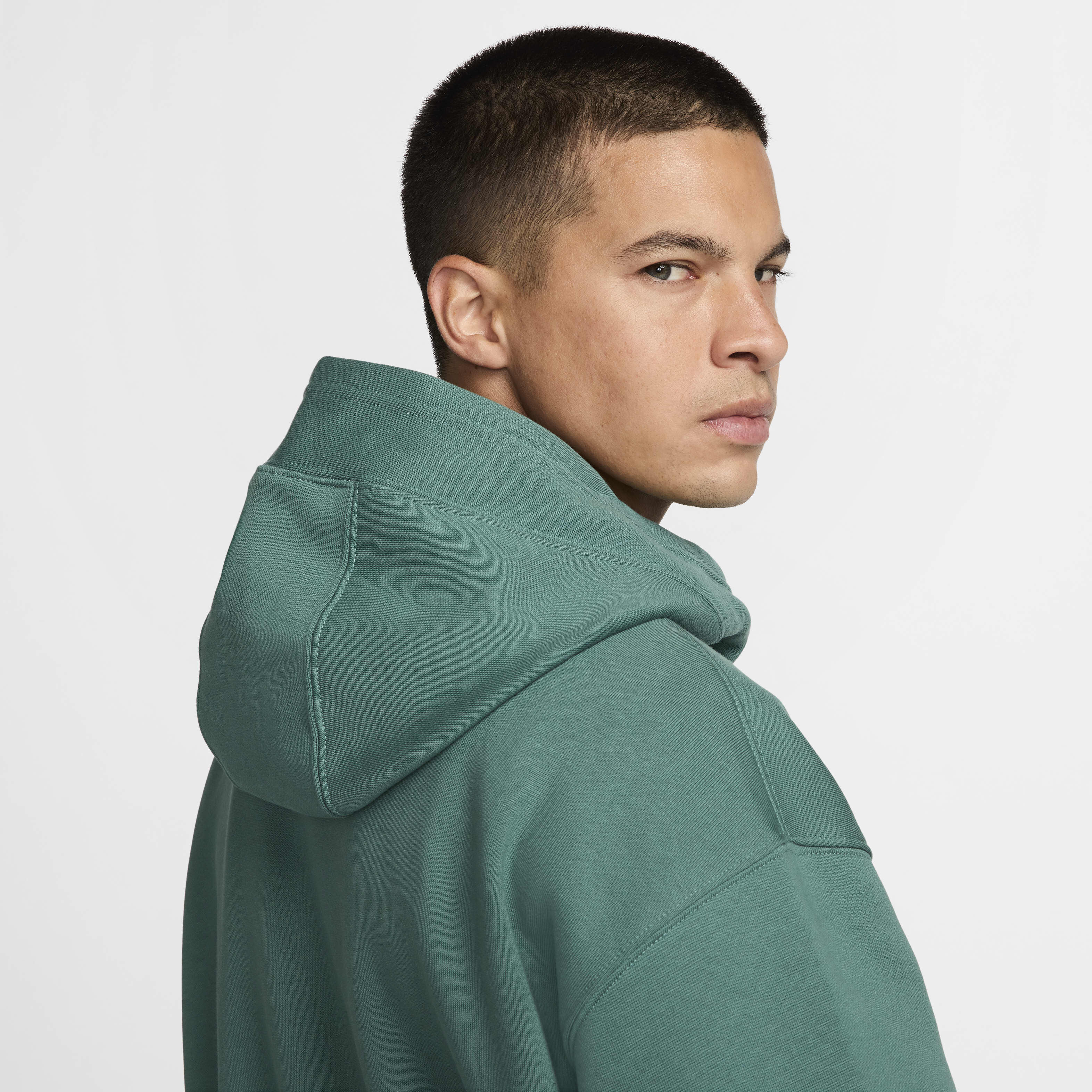 ليفربول تك باك image number 8