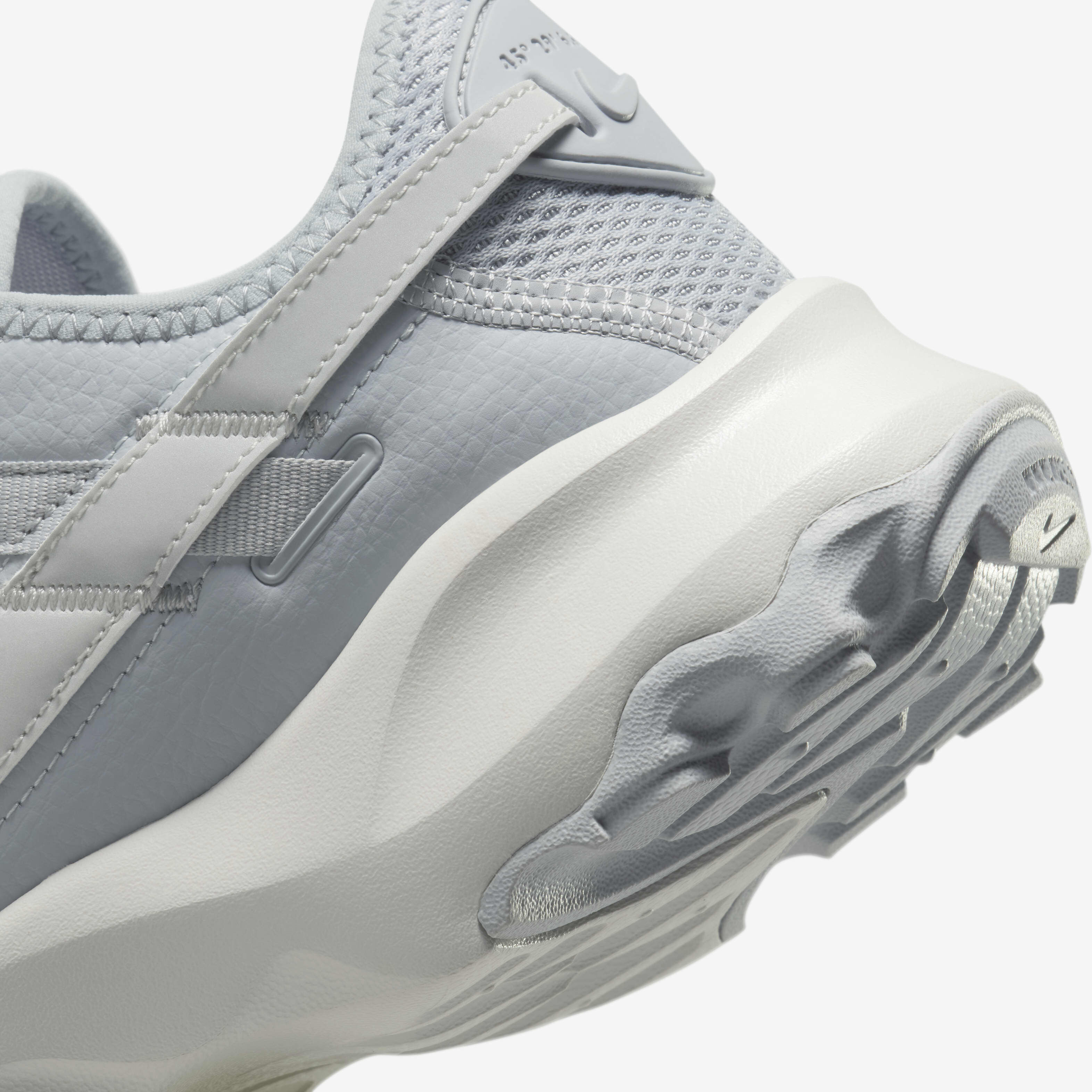 ★NIKE★TC 7900 Wolf Grey Photon Dust★大人気★ NIKE W TC 7900 PRM 2 ”Photon Dust Grey” 【 国内完売品