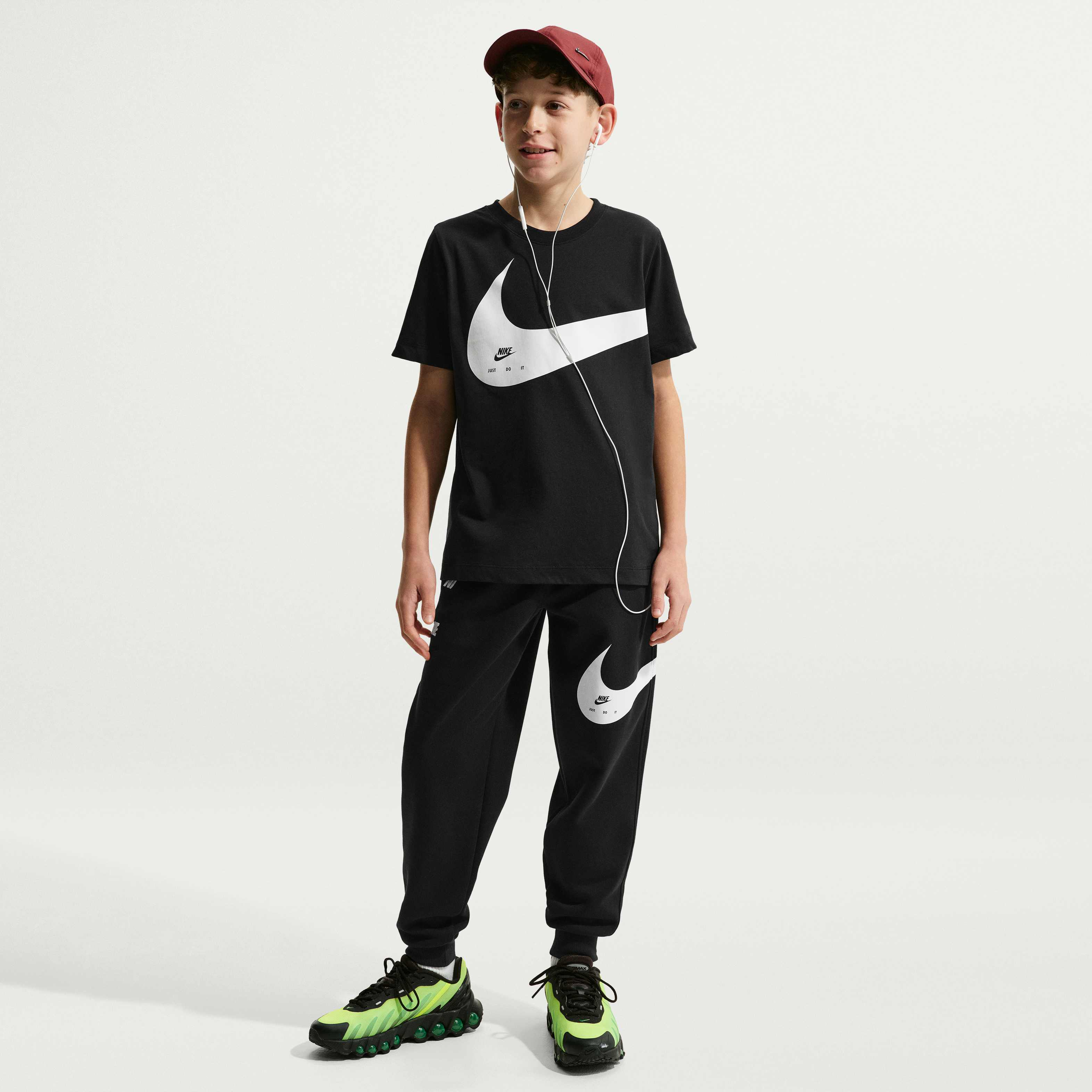 Nike Sportswear Club image number 3