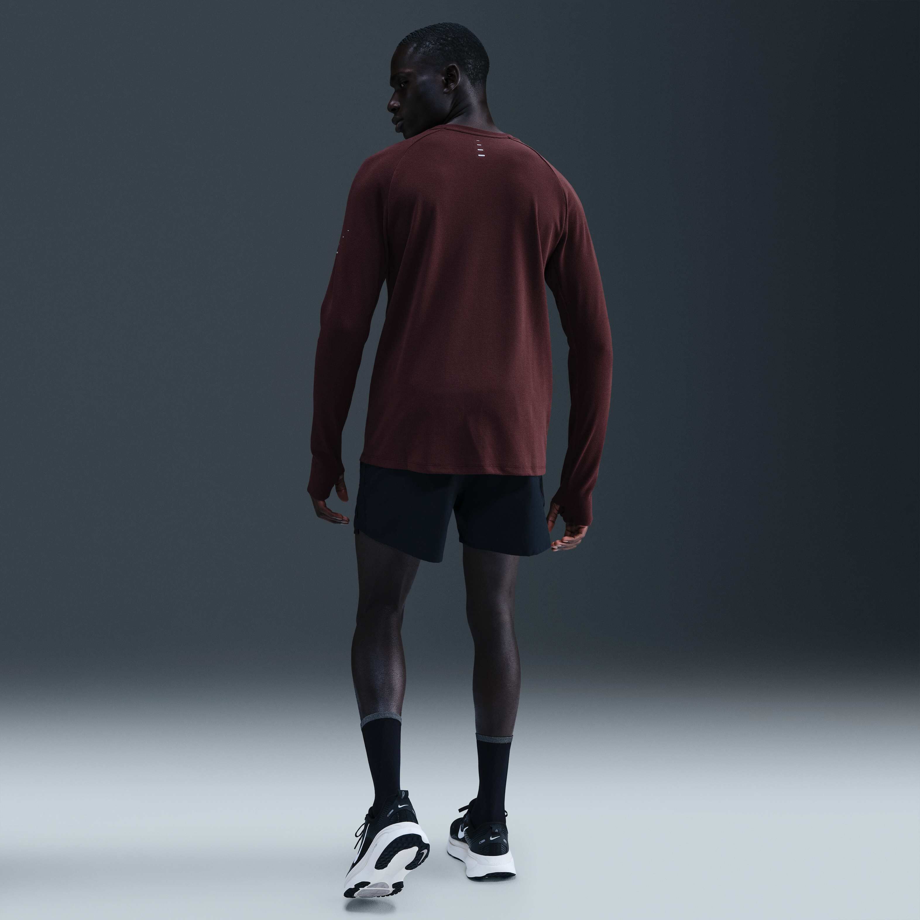 Nike Stride image number 4