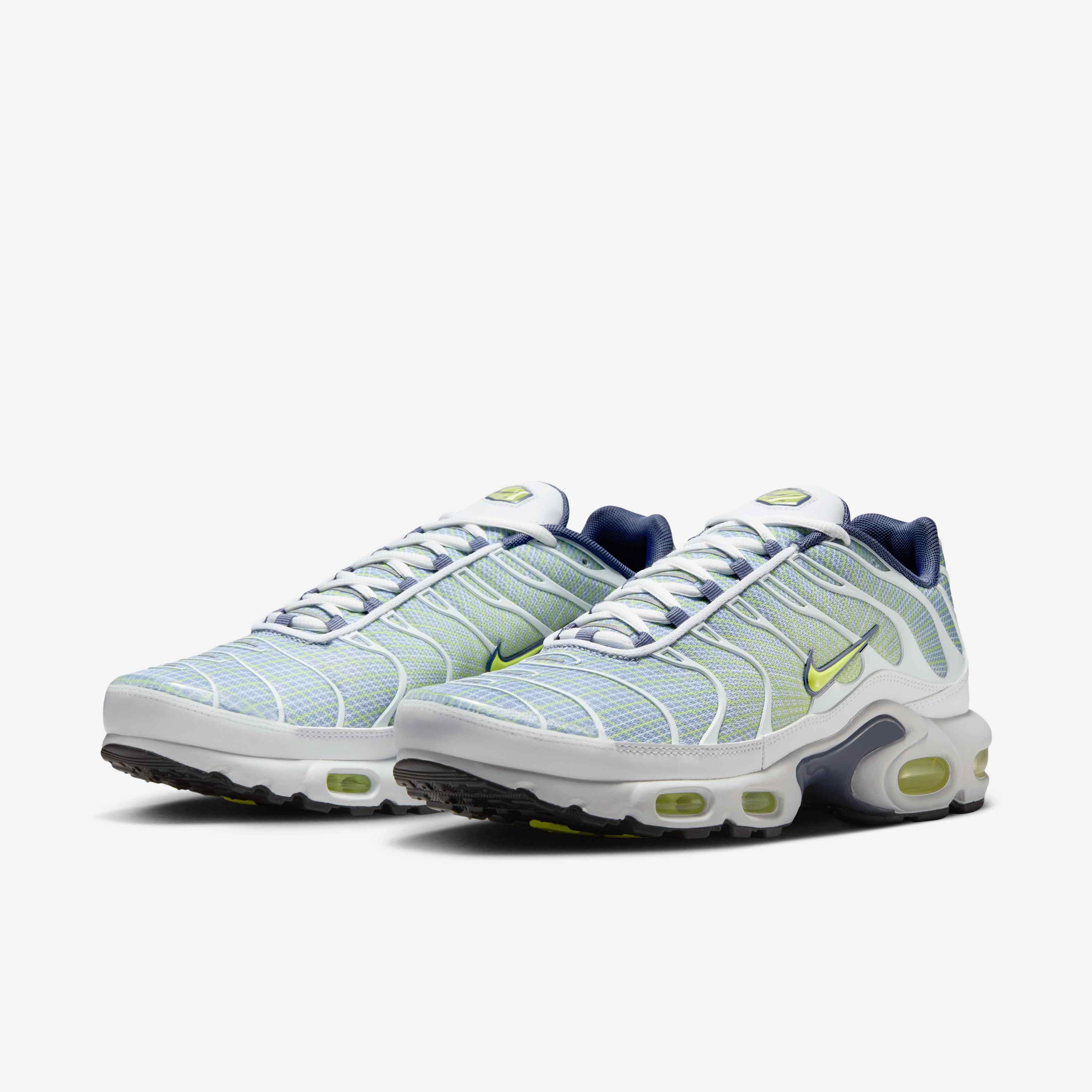 Nike Air Max Plus image number 4