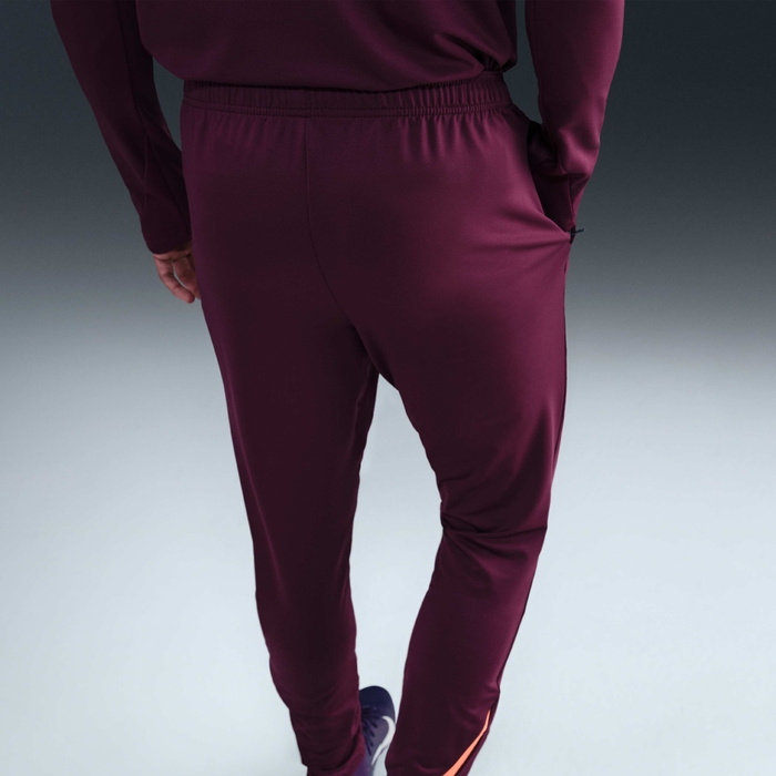 Nike Strike image number 2 Nike Strike image number 2