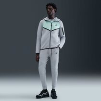 Nike Tech