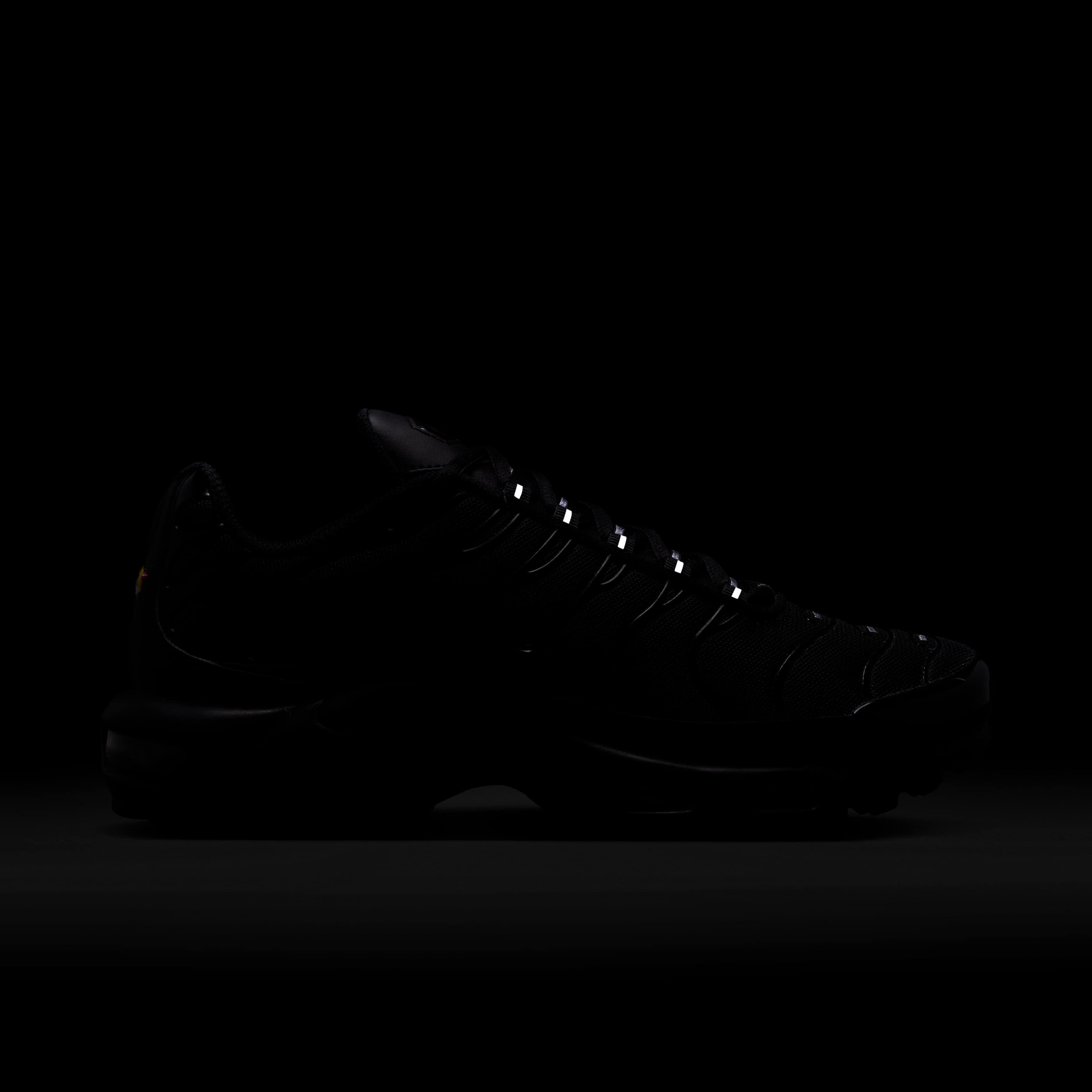 Nike Air Max Plus image number 10