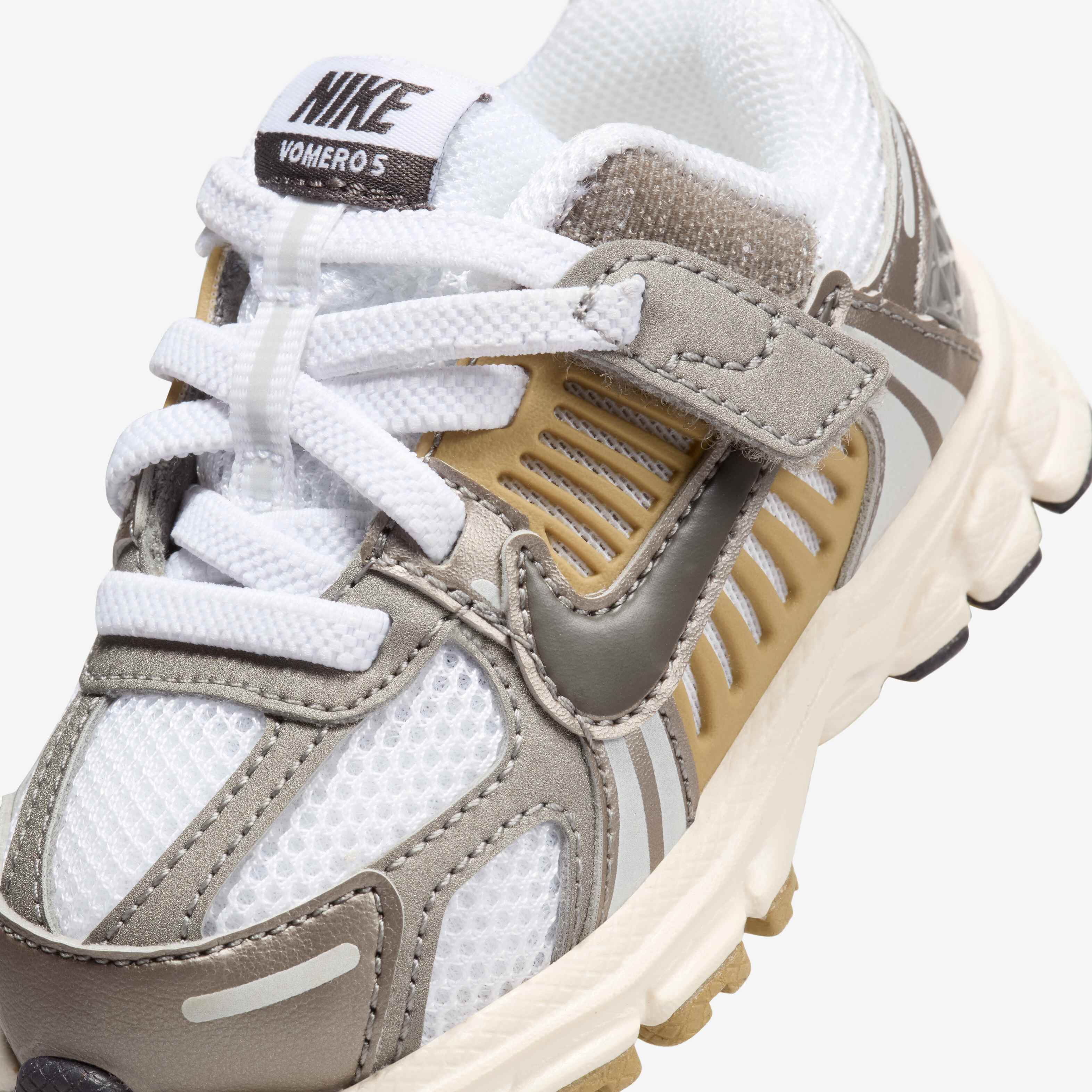 Nike Vomero 5 image number 6