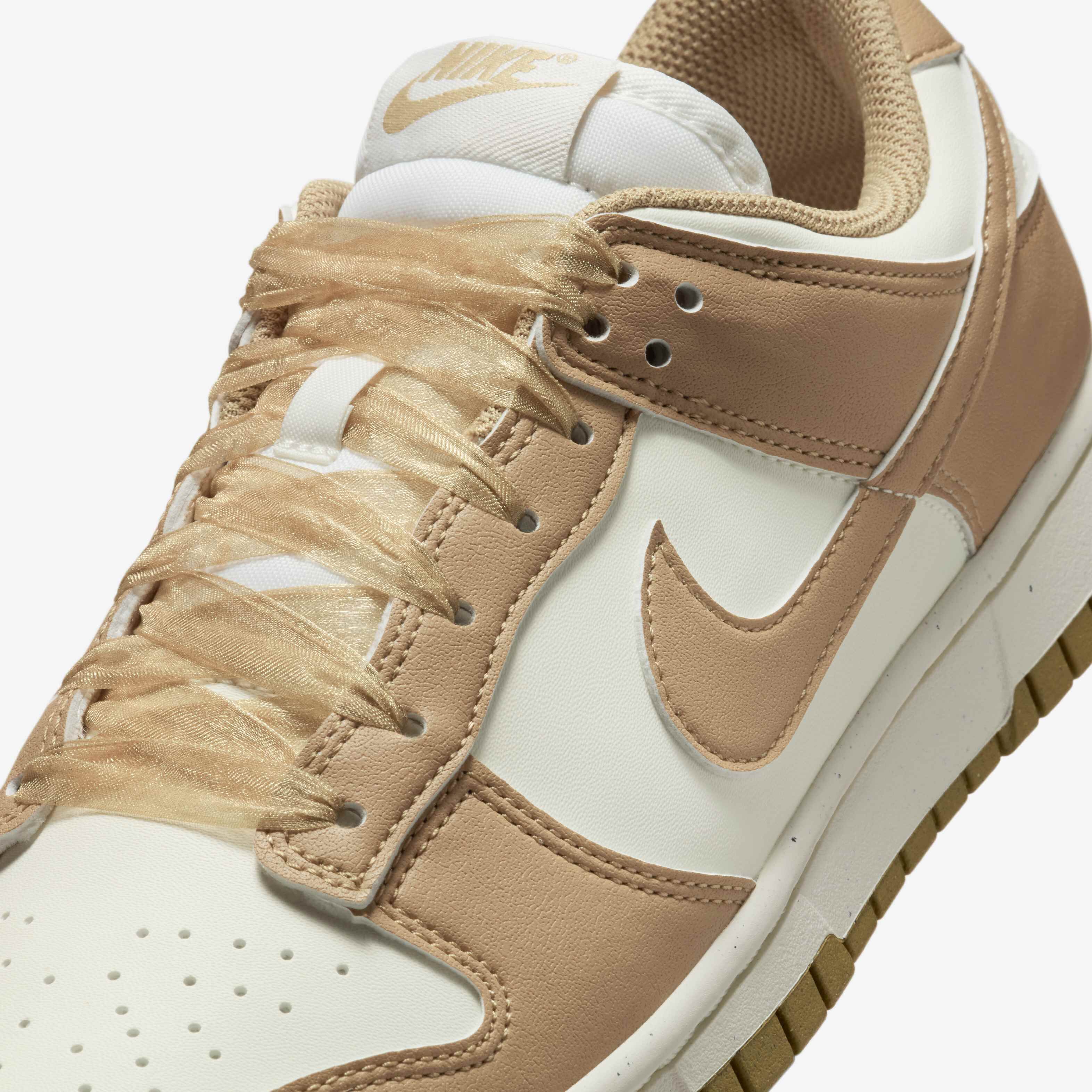 国内配送 NIKE W DUNK LOW NEXT NATURE SAIL/PARACHUTE BEIGE Nike Dunk Low Next Nature Beige Sail Hemp White Sizes 6-11