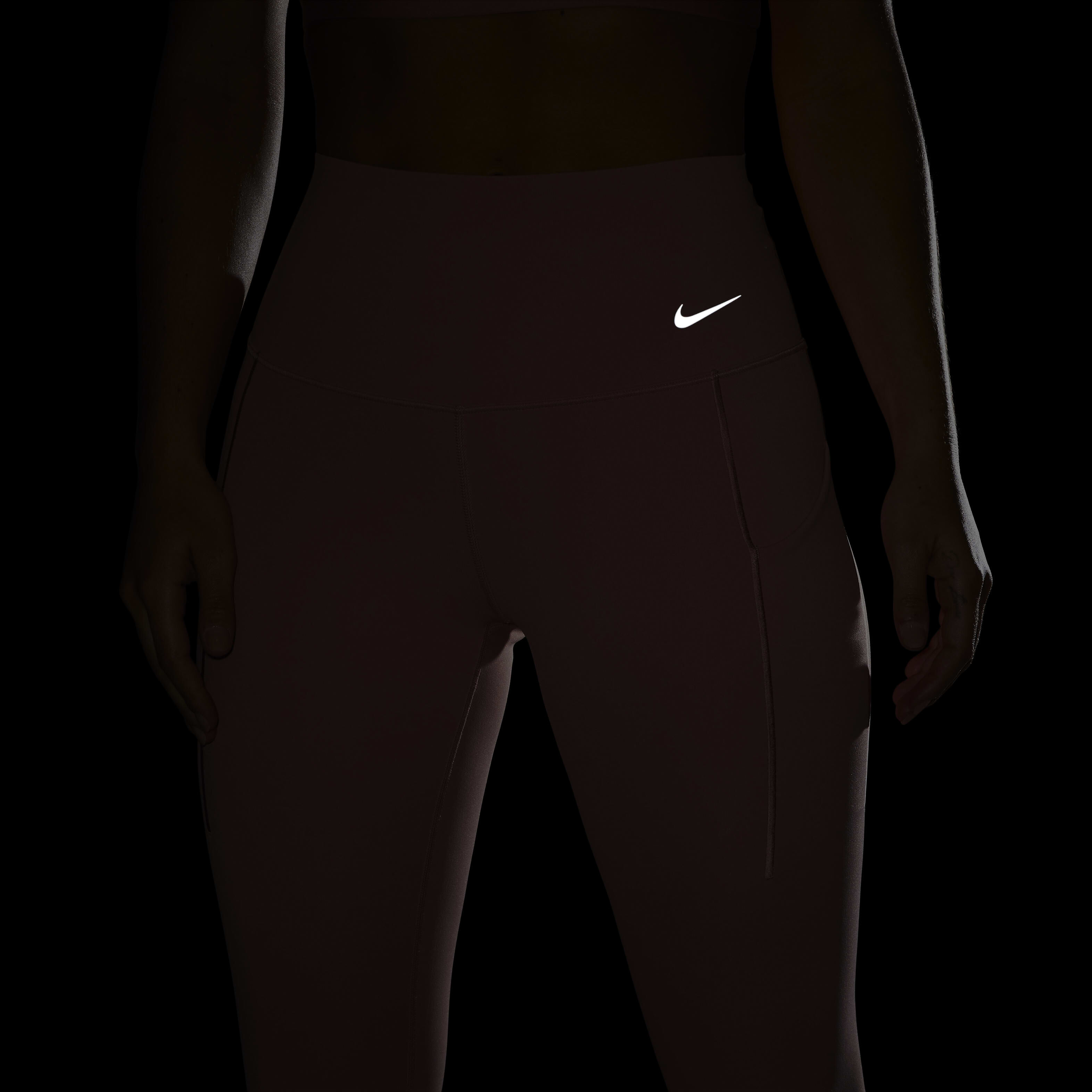 Nike Universa image number 7