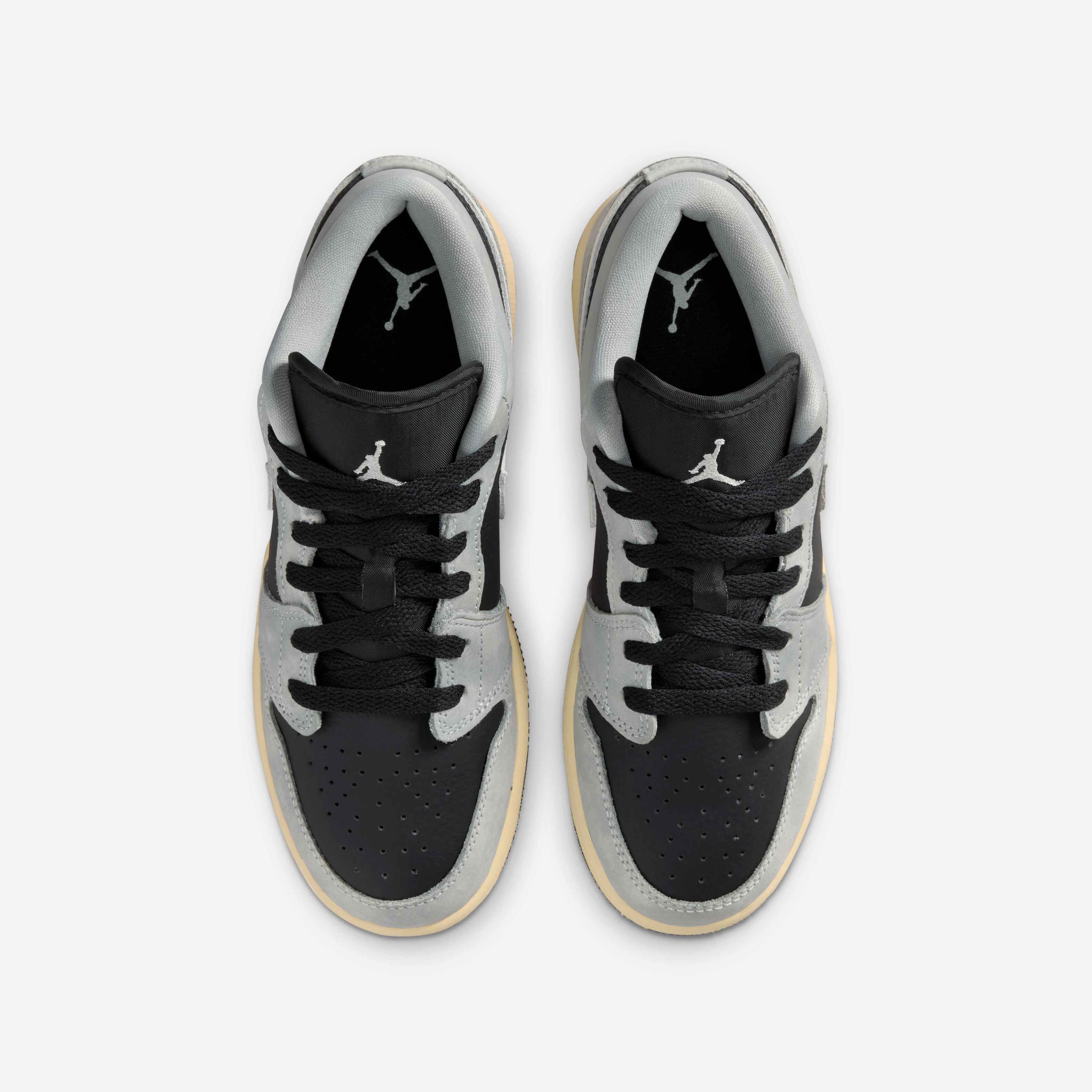 Air Jordan 1 Low SE image number 3