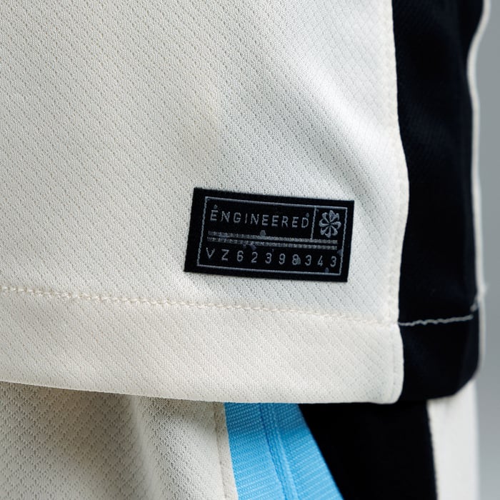 Al-Ittihad F.C. 2025/26 Stadium Away Jersey image number 4 Al-Ittihad F.C. 2025/26 Stadium Away Jersey image number 4