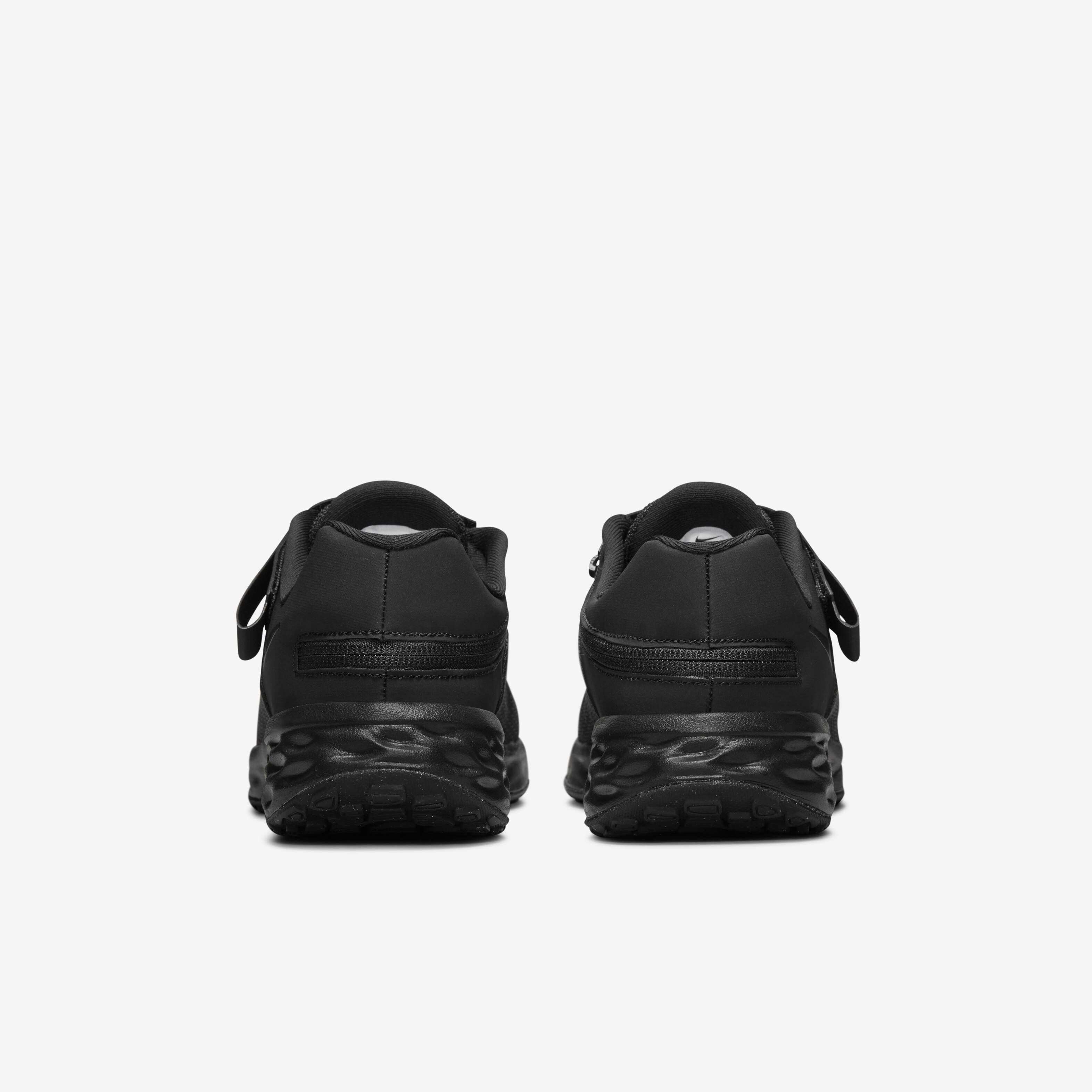 Nike Revolution 6 FlyEase image number 5