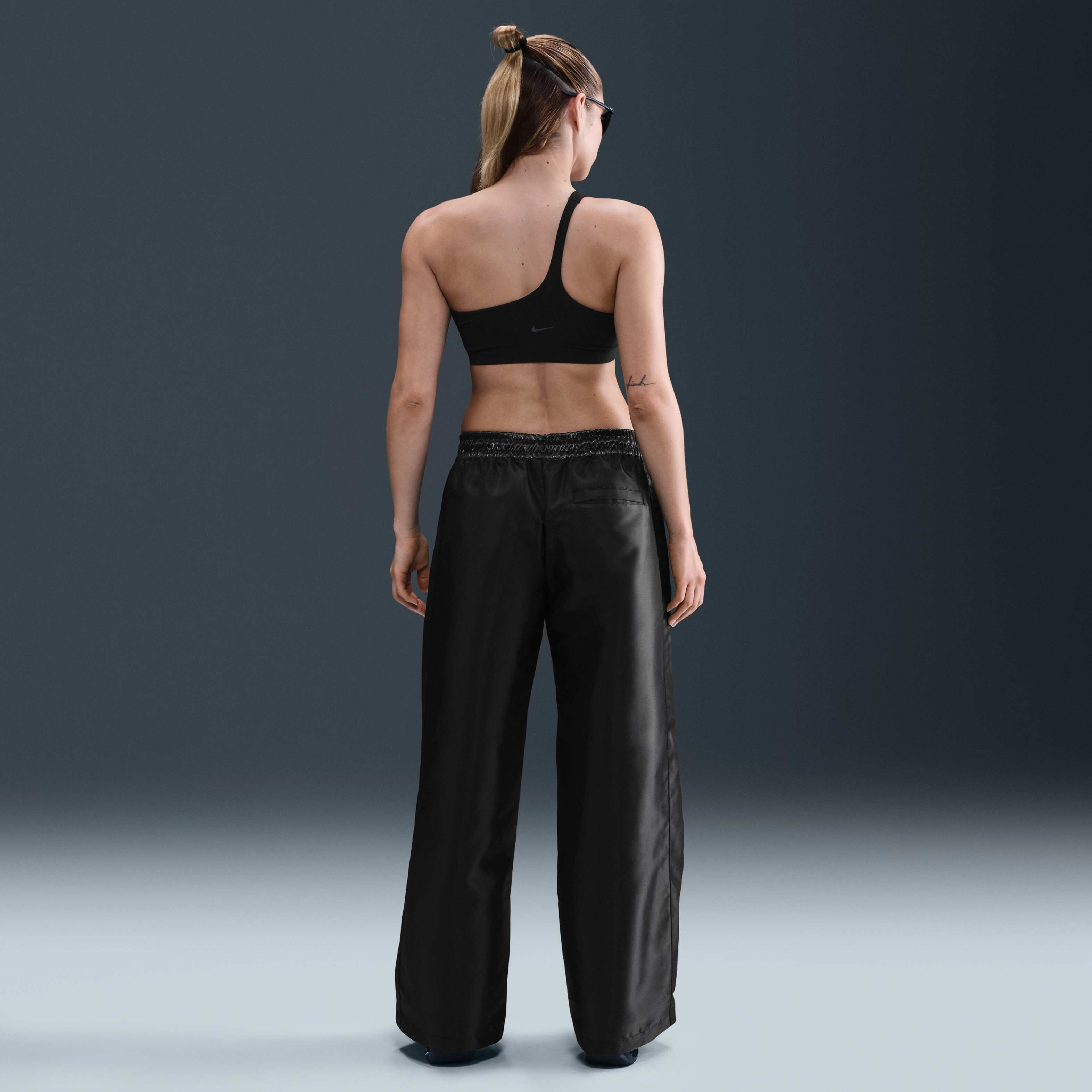 نايكي سبورتسوير ويندرانر image number 3