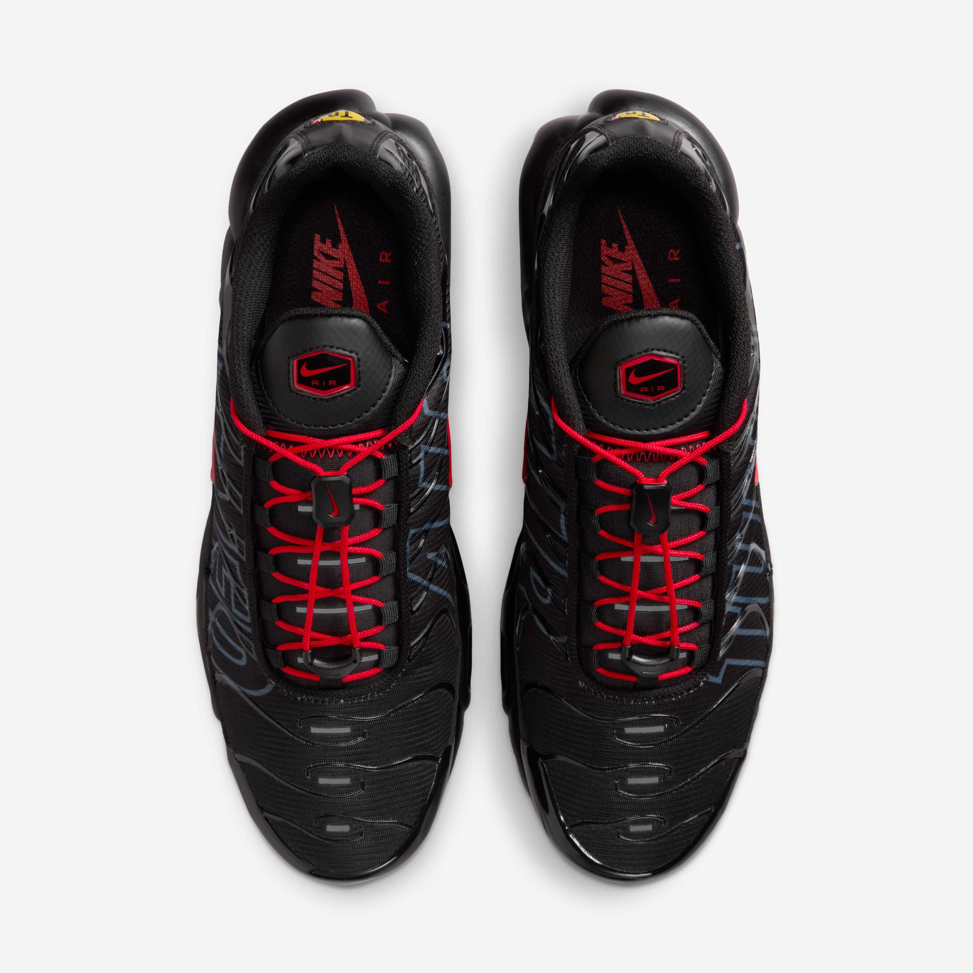 Nike Air Max Plus image number 3