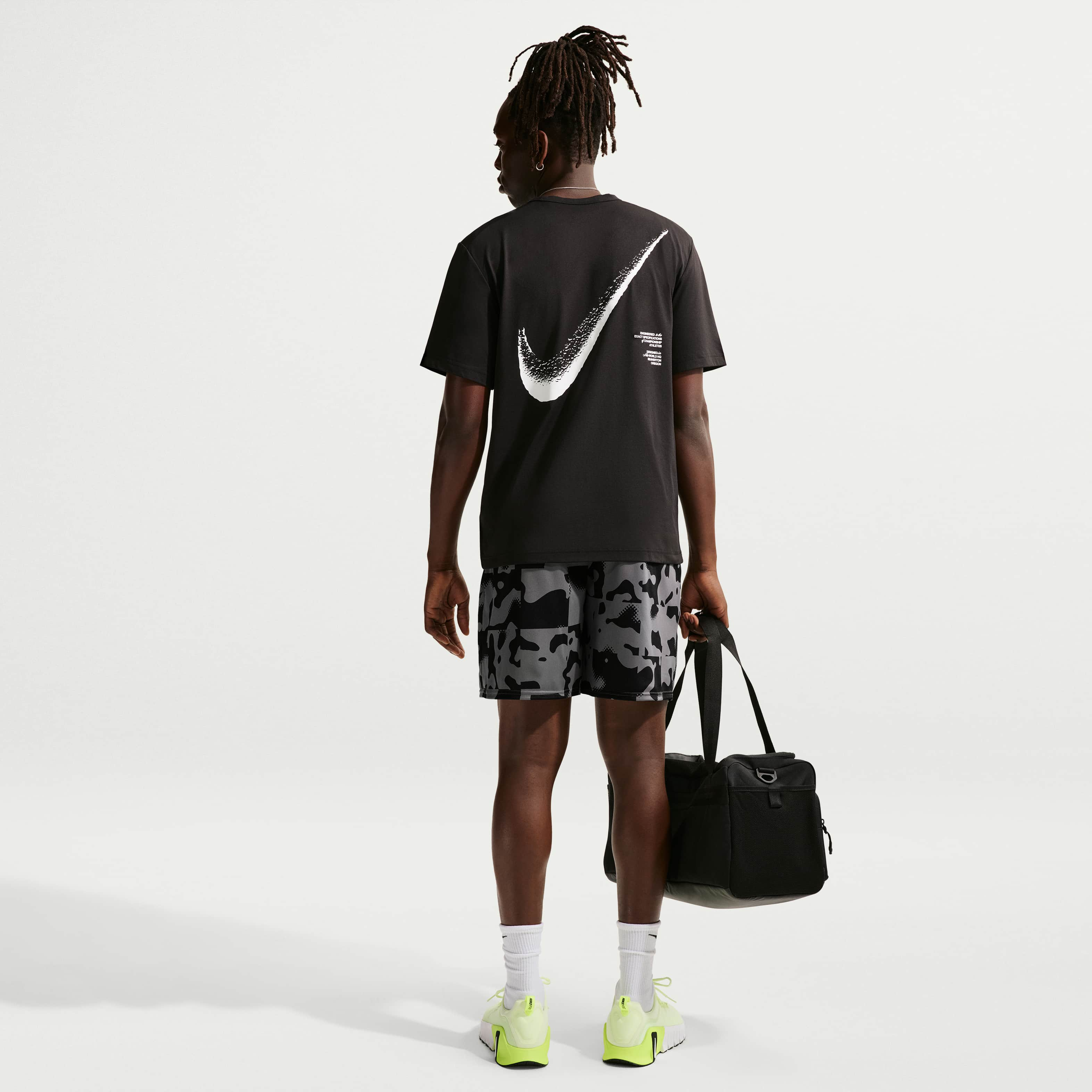 Nike image number 4