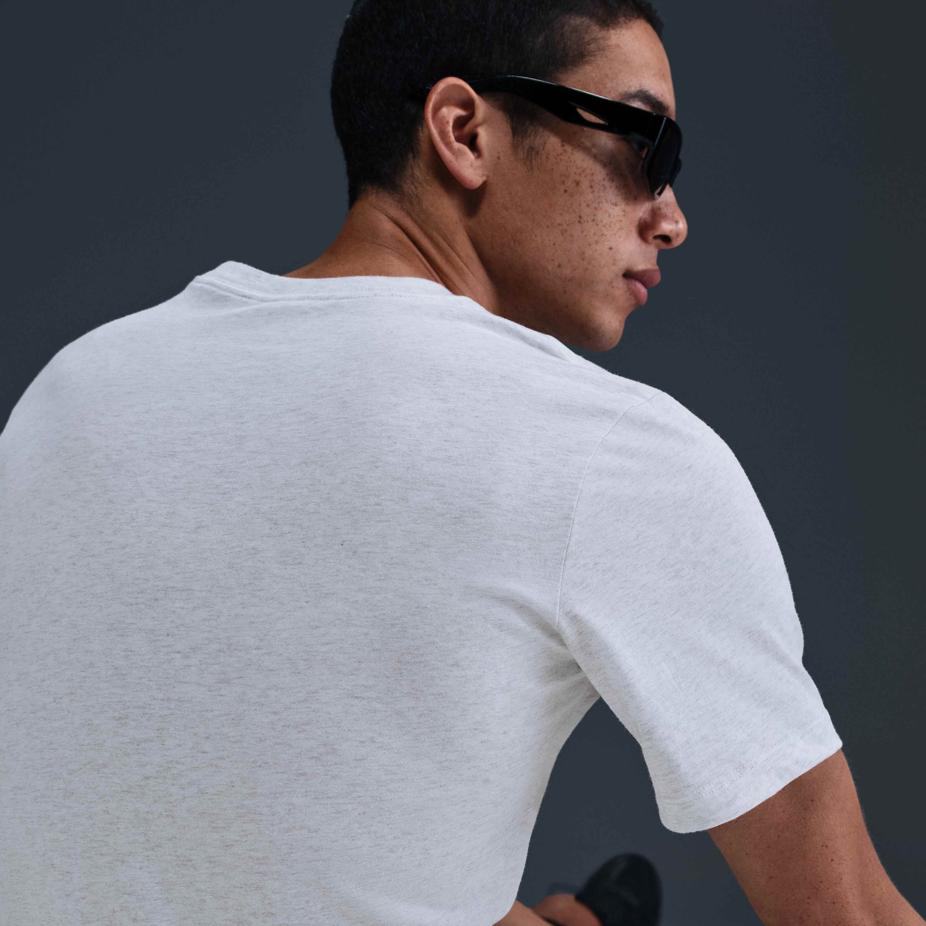 نايكي سبورتسوير كلوب image number 1