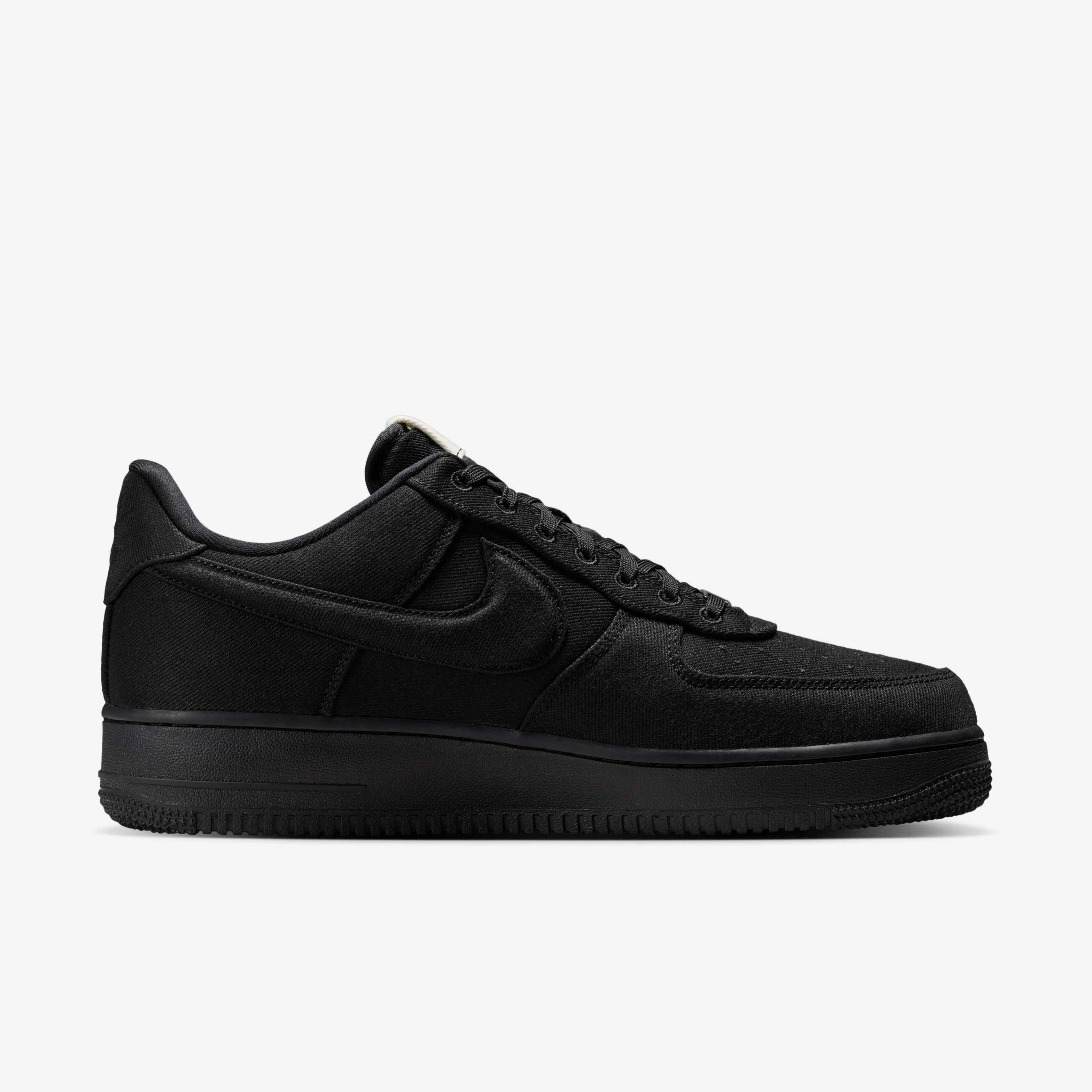 Nike Air Force 1 '07 LV8  image number 2