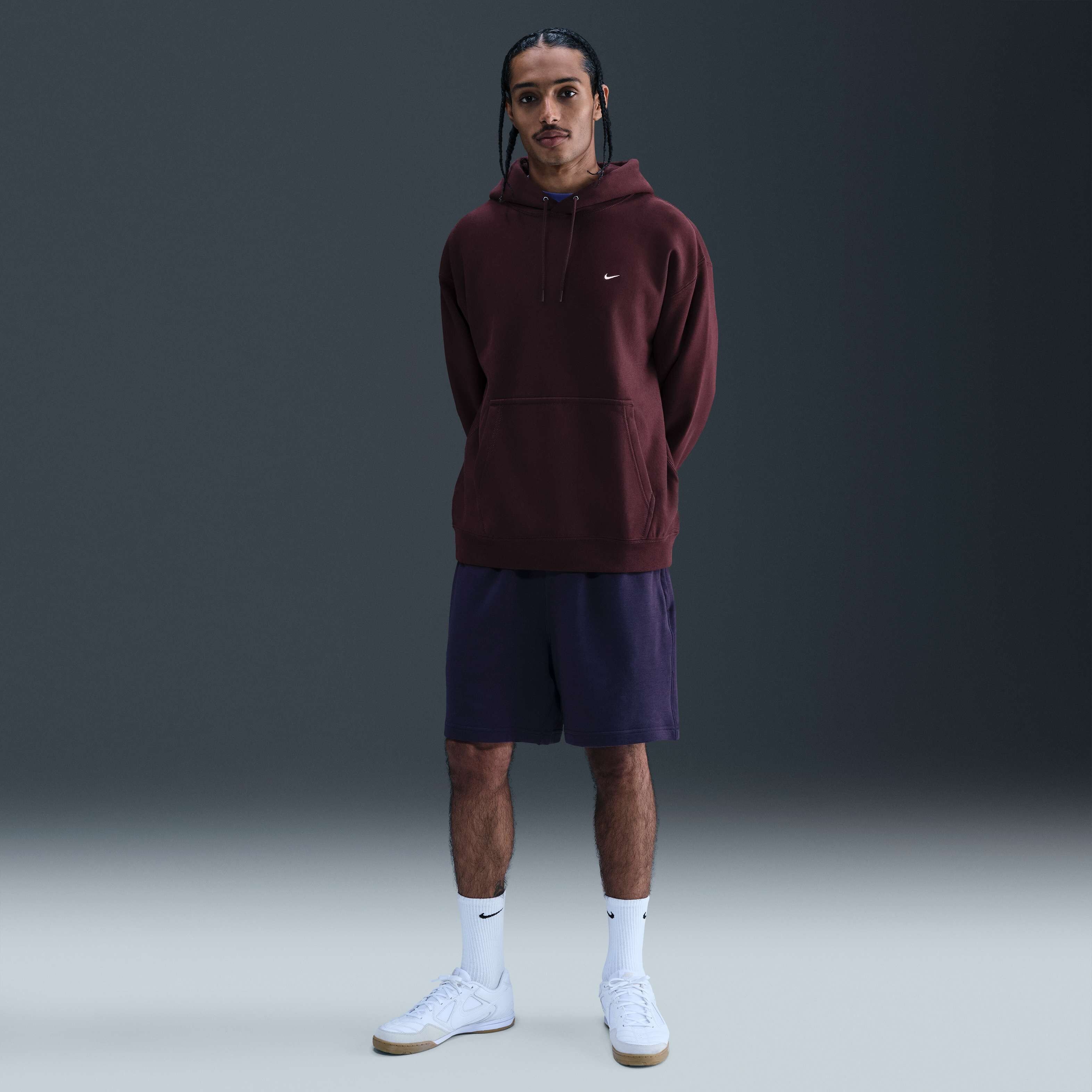 Nike Solo Swoosh image number 3