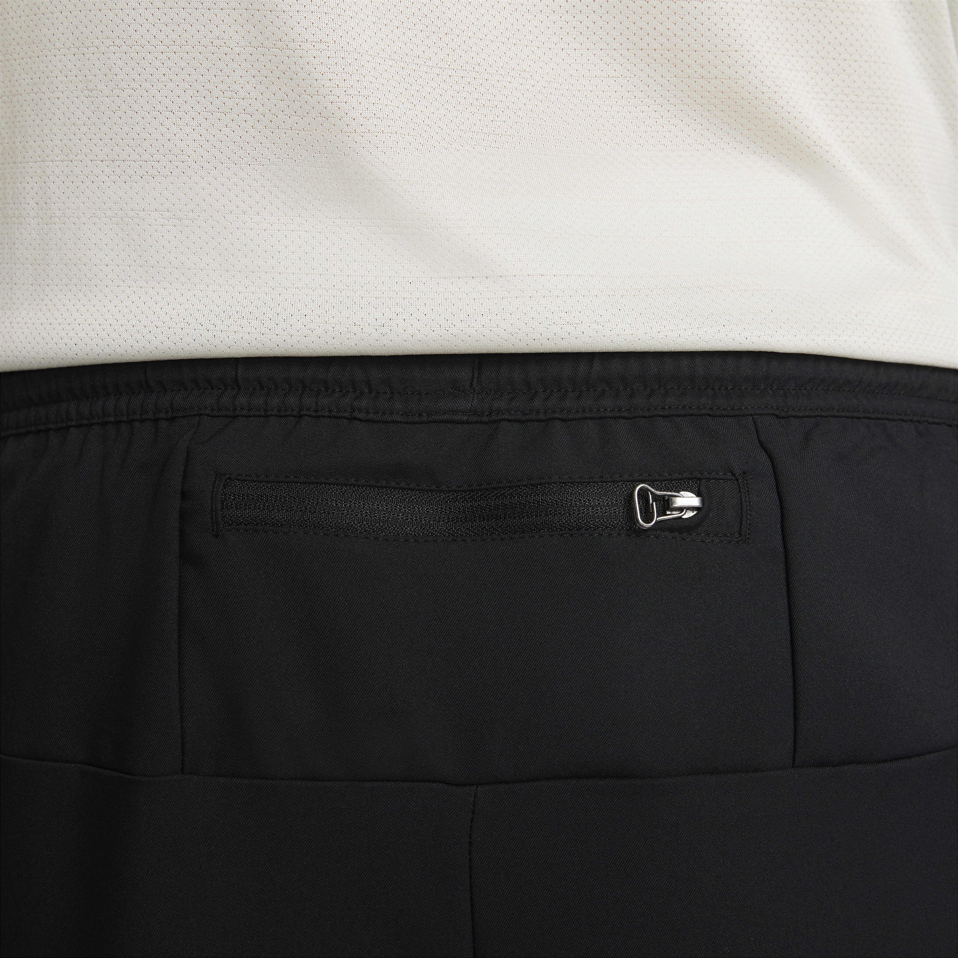 Nike Challenger Track Club image number 5