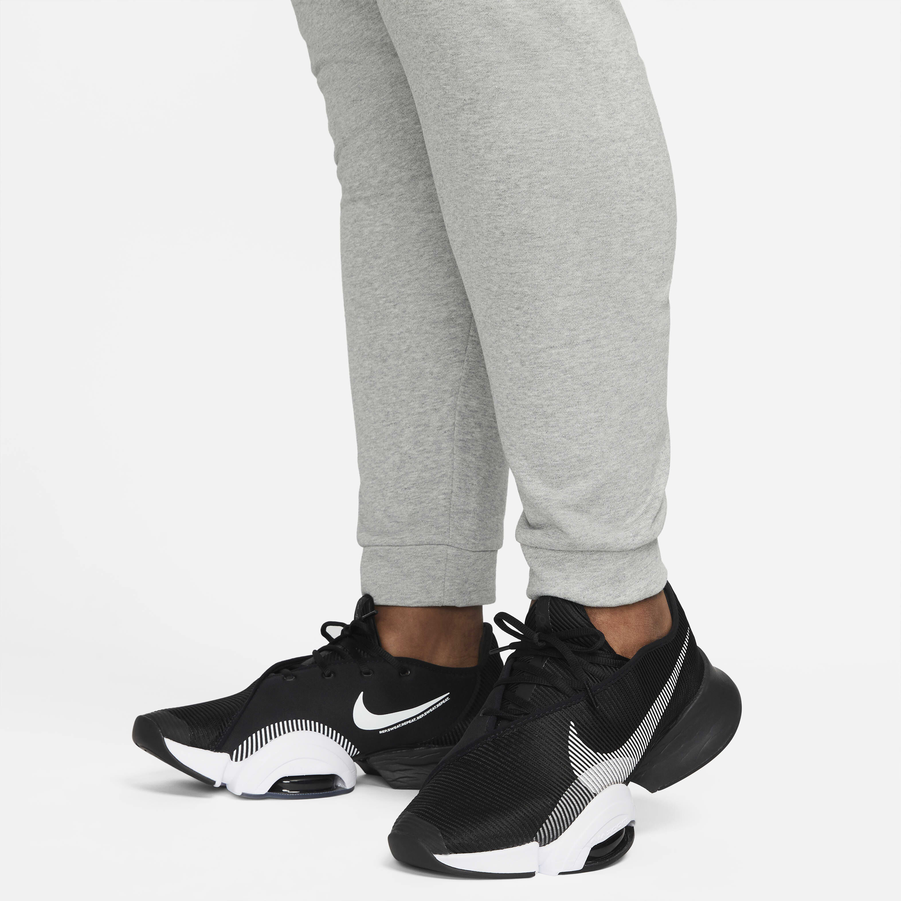 Buy Nike Dry Graphic Men s Dri FIT Taper Fitness Trousers Nike Saudi Official
