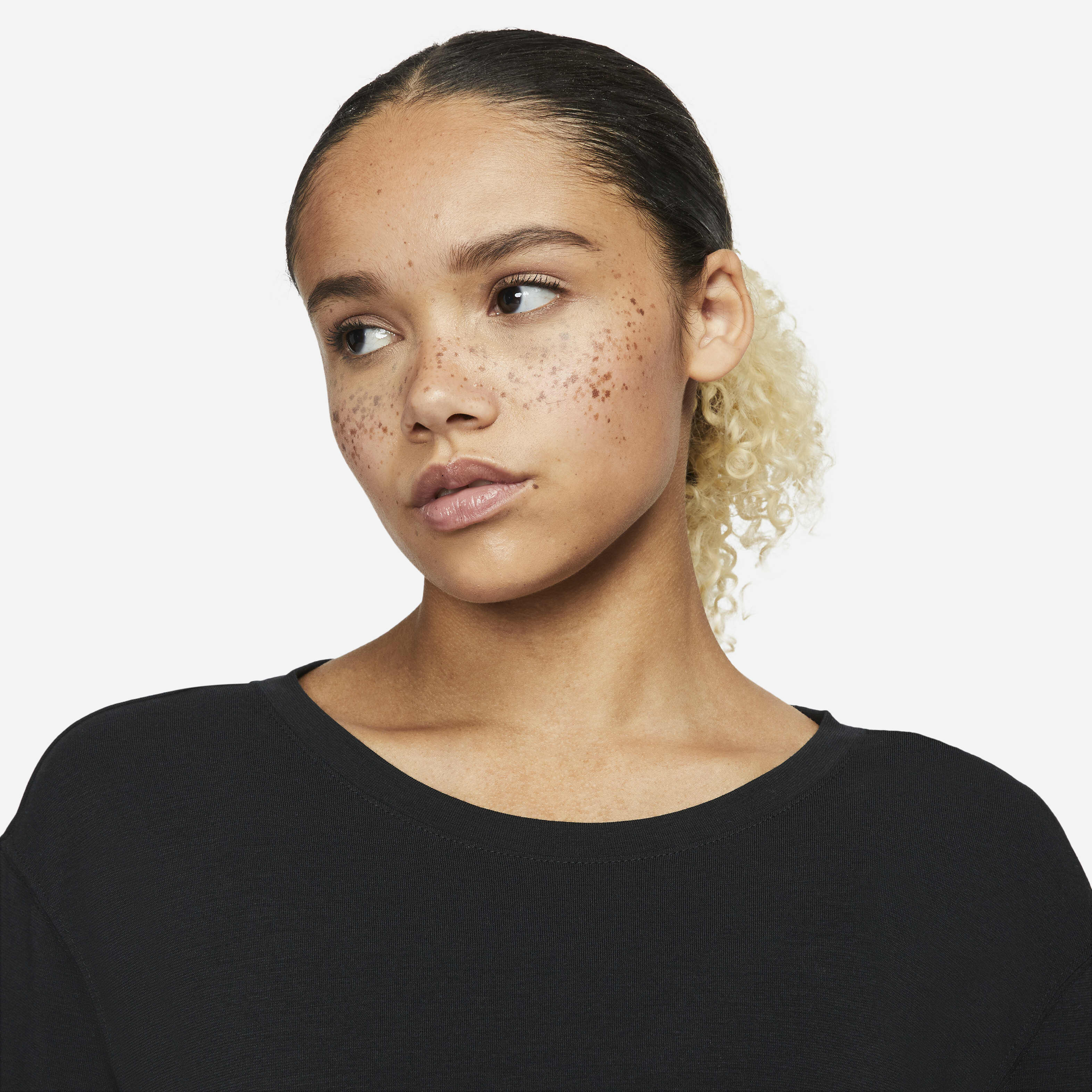 نايكي يوغا دراي-فت image number 2