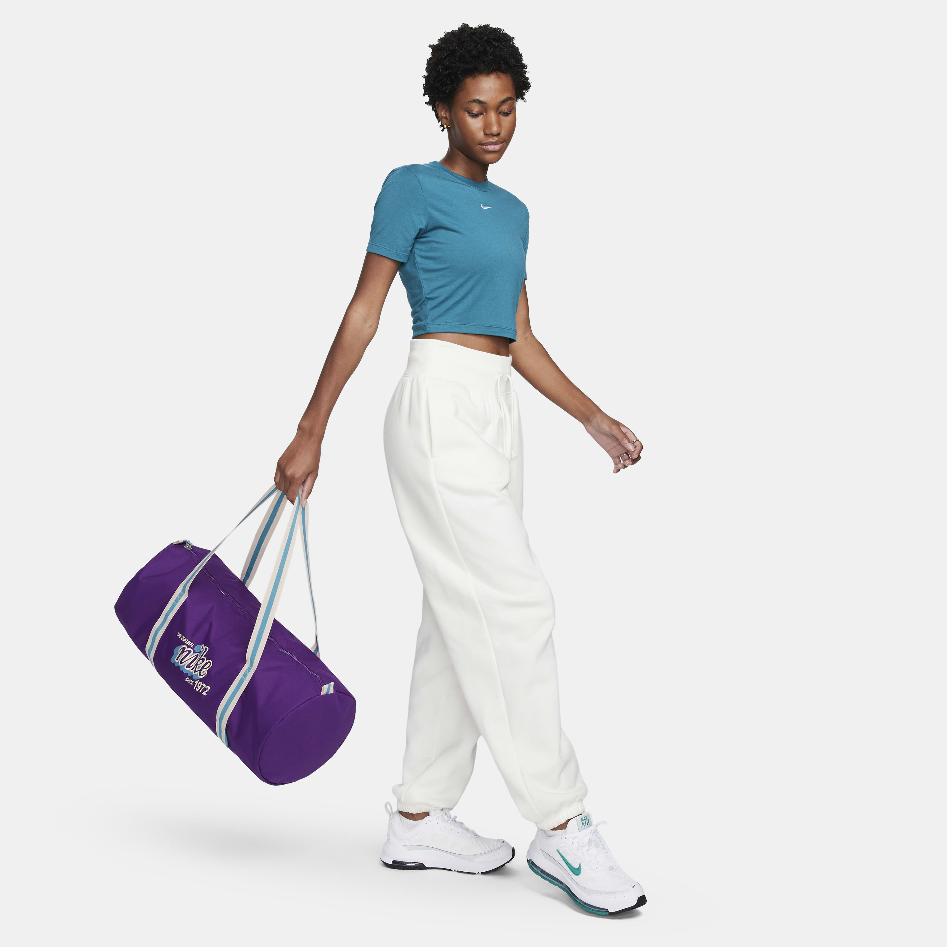 Nike Heritage image number 8