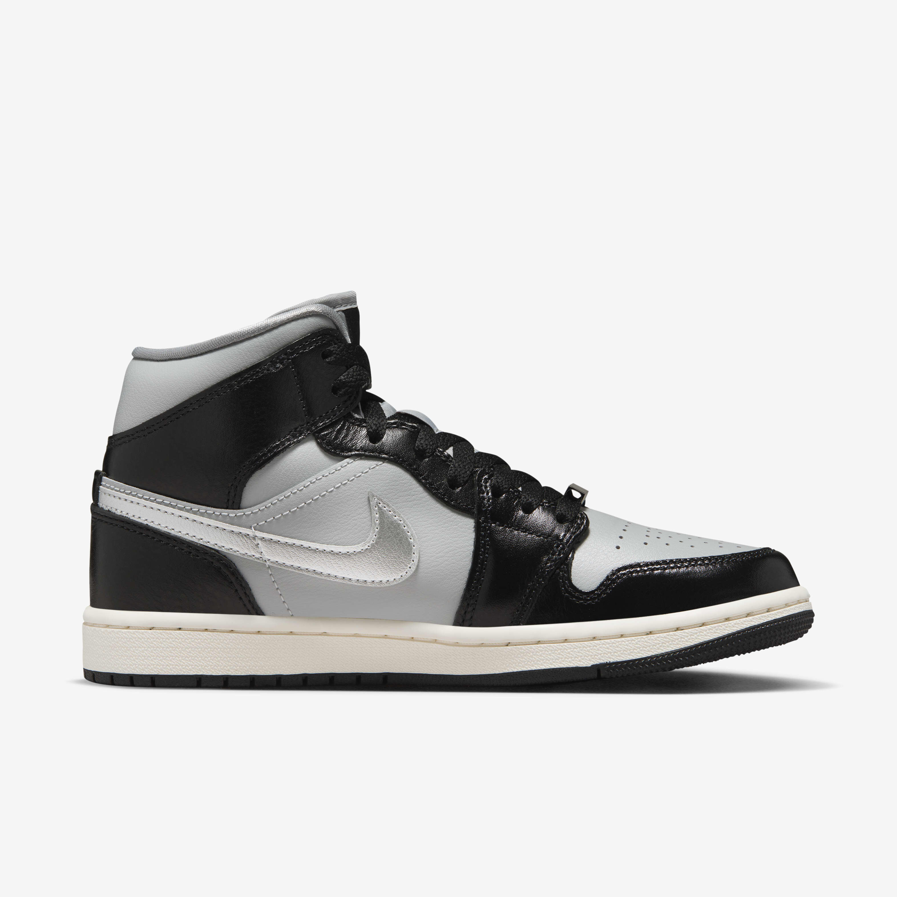 Air Jordan 1 Mid SE image number 2