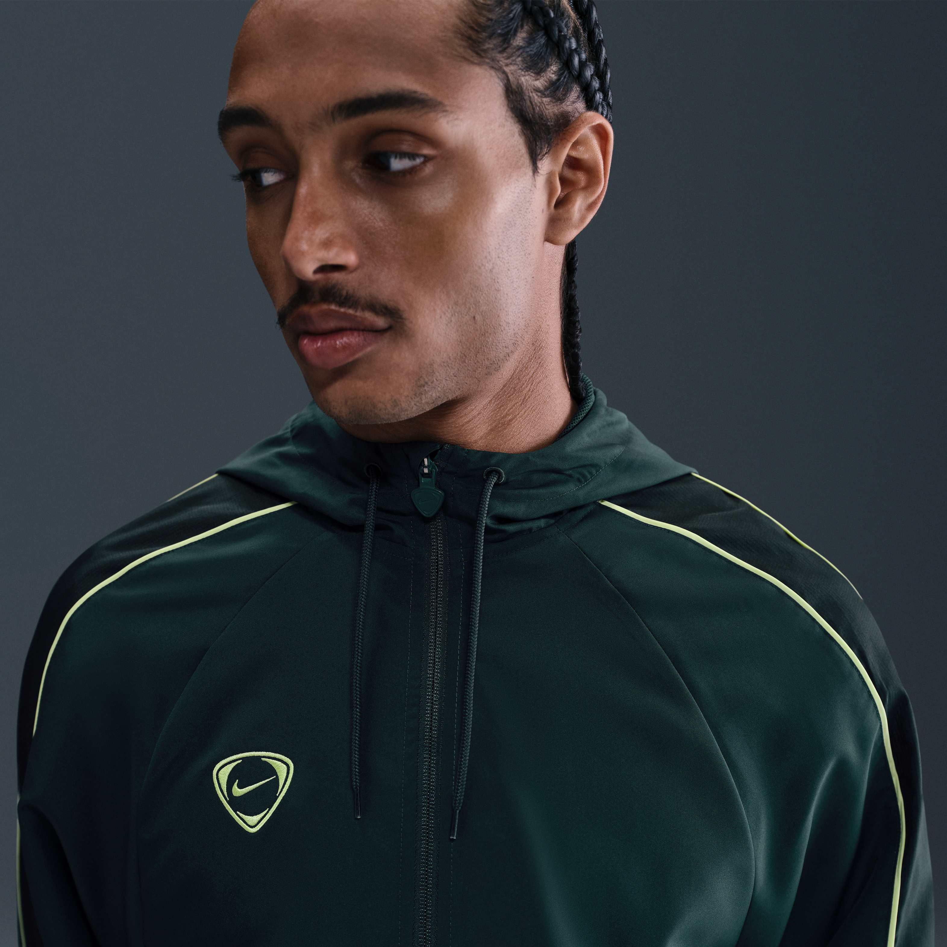 نايكي أكاديمي بلس image number 2