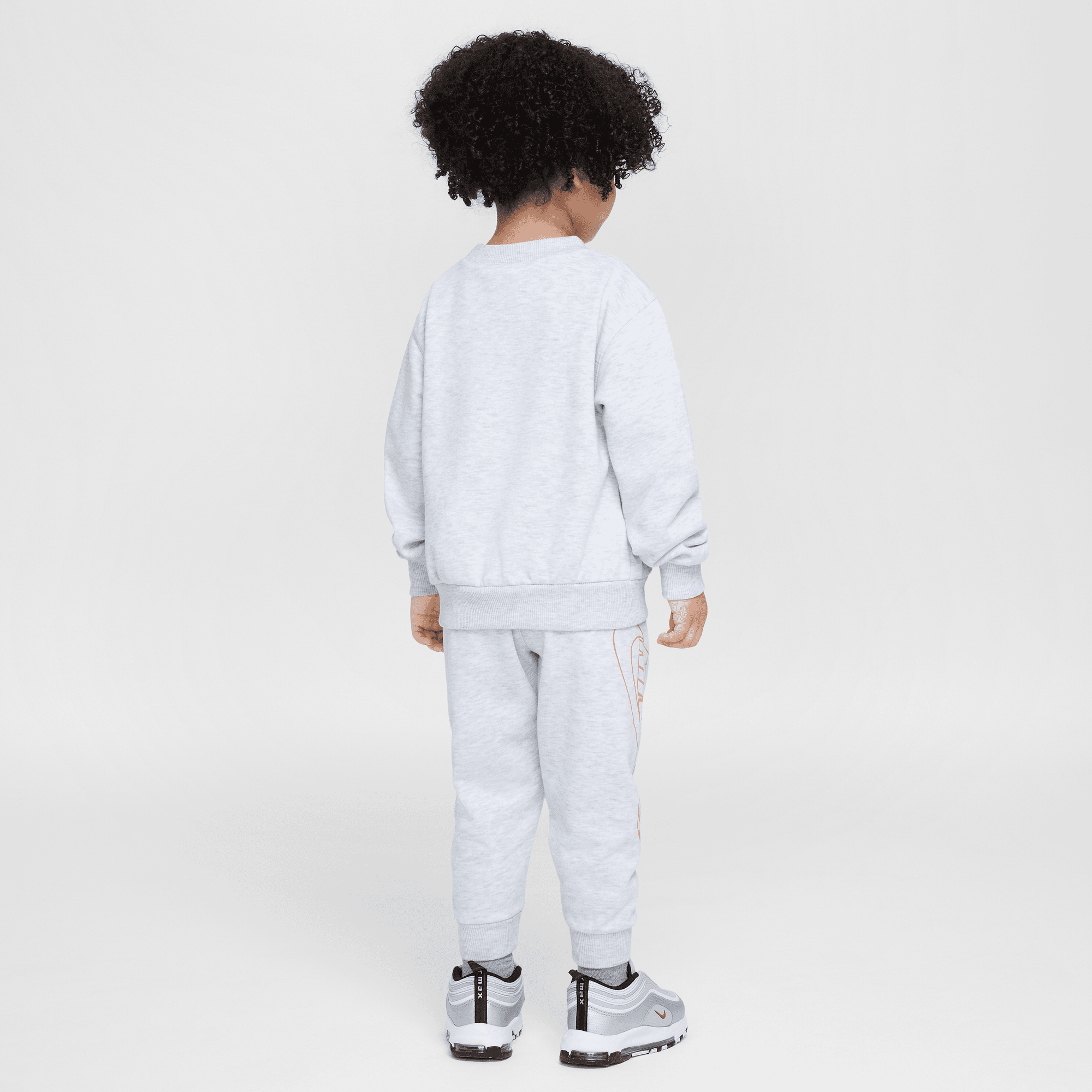 نايكي سبورتسوير image number 1