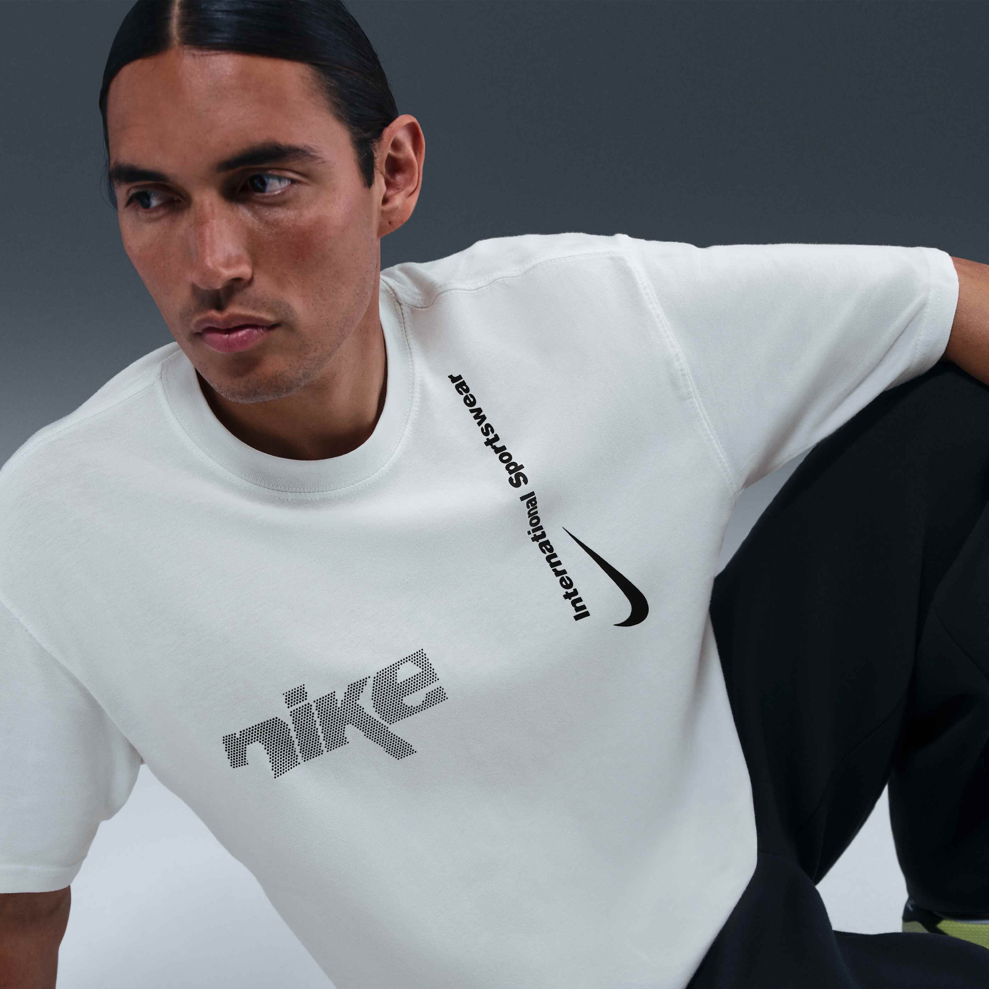 ★Nike★ Sportswear Max 90 T-shirt M Summit White HQ9263121 Nike Sportswear Max90 Men's T-Shirt – Midway Sports