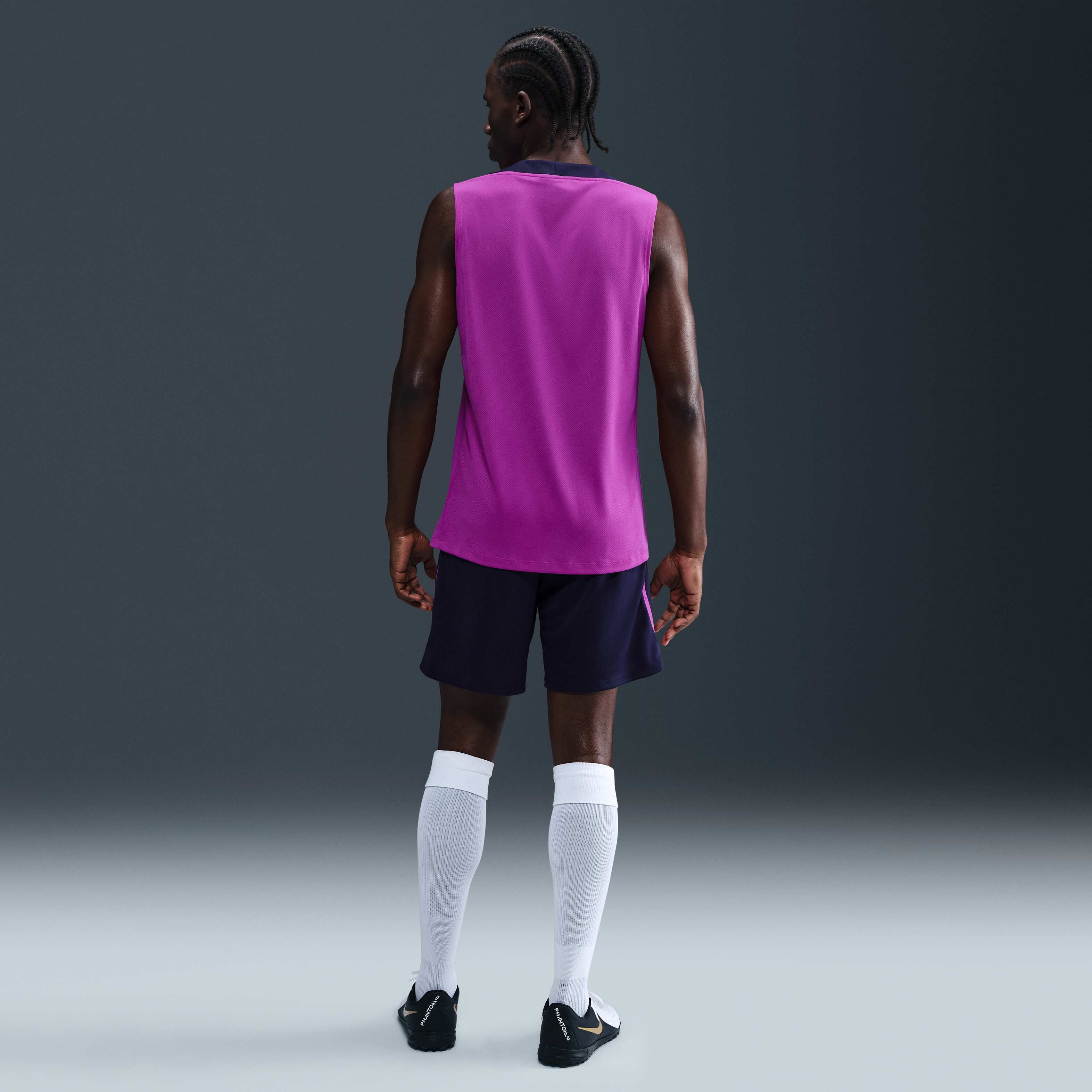 F.C. Barcelona Strike image number 4