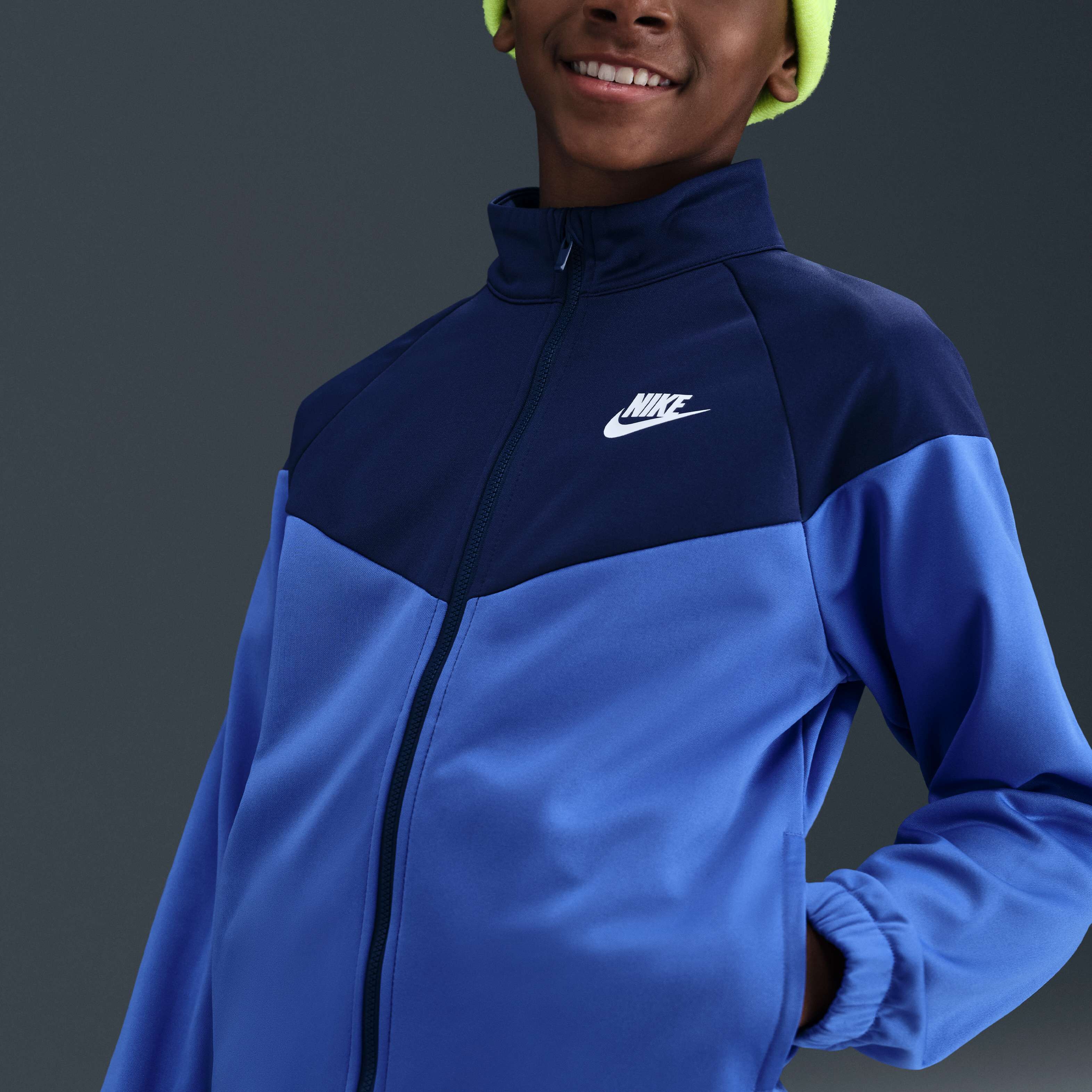 Nike Sportswear image number 1