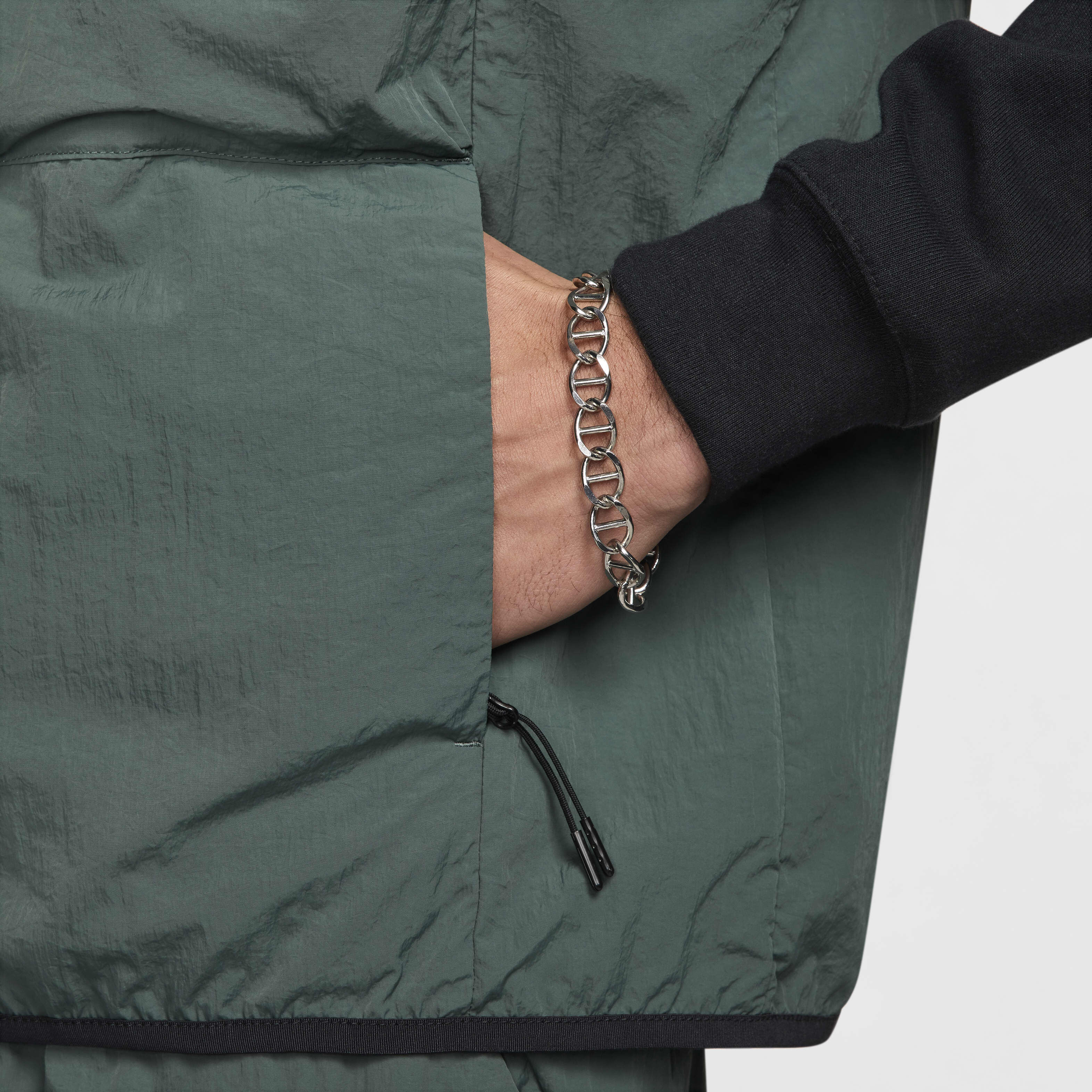 نايكي تك image number 3