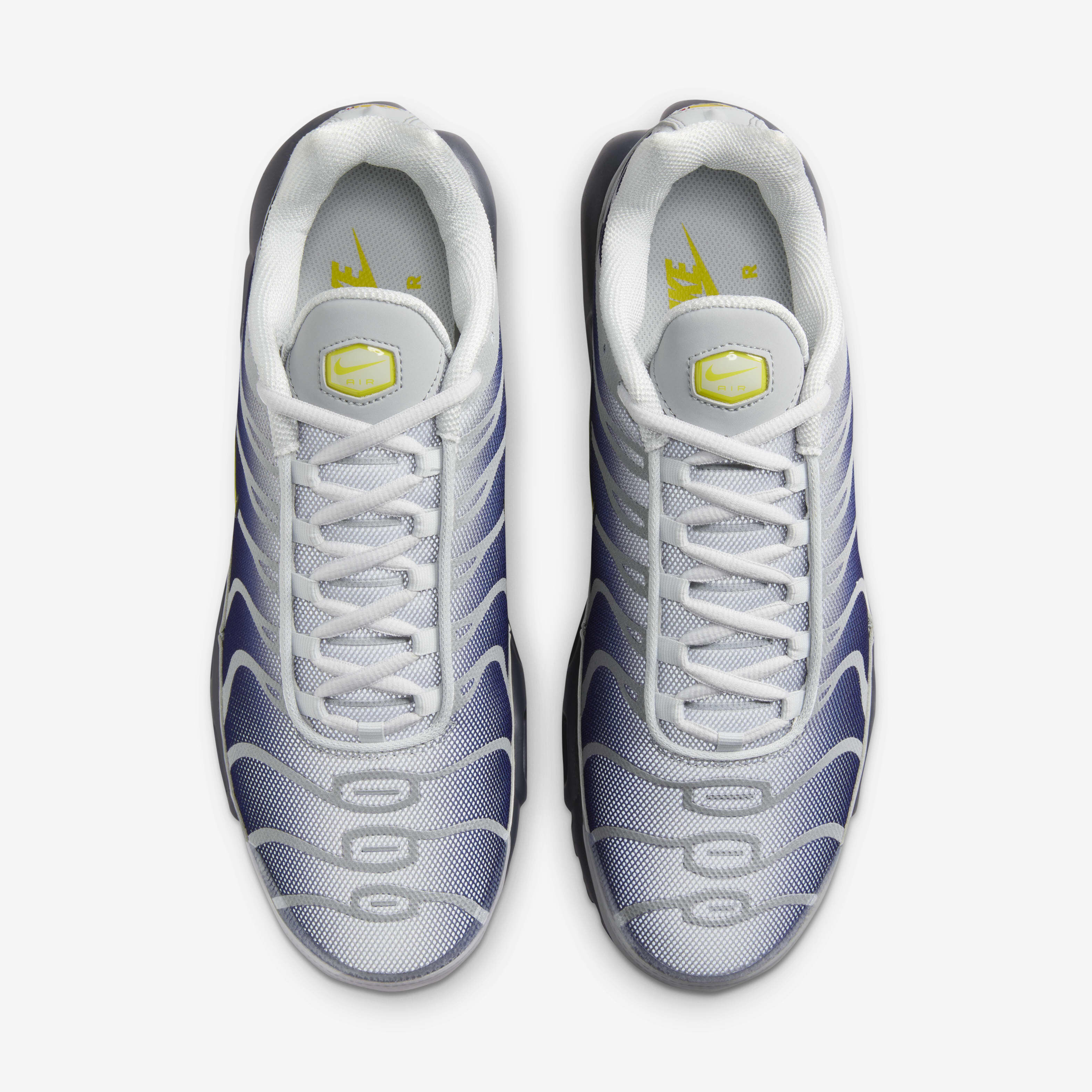 Nike Air Max Plus image number 3