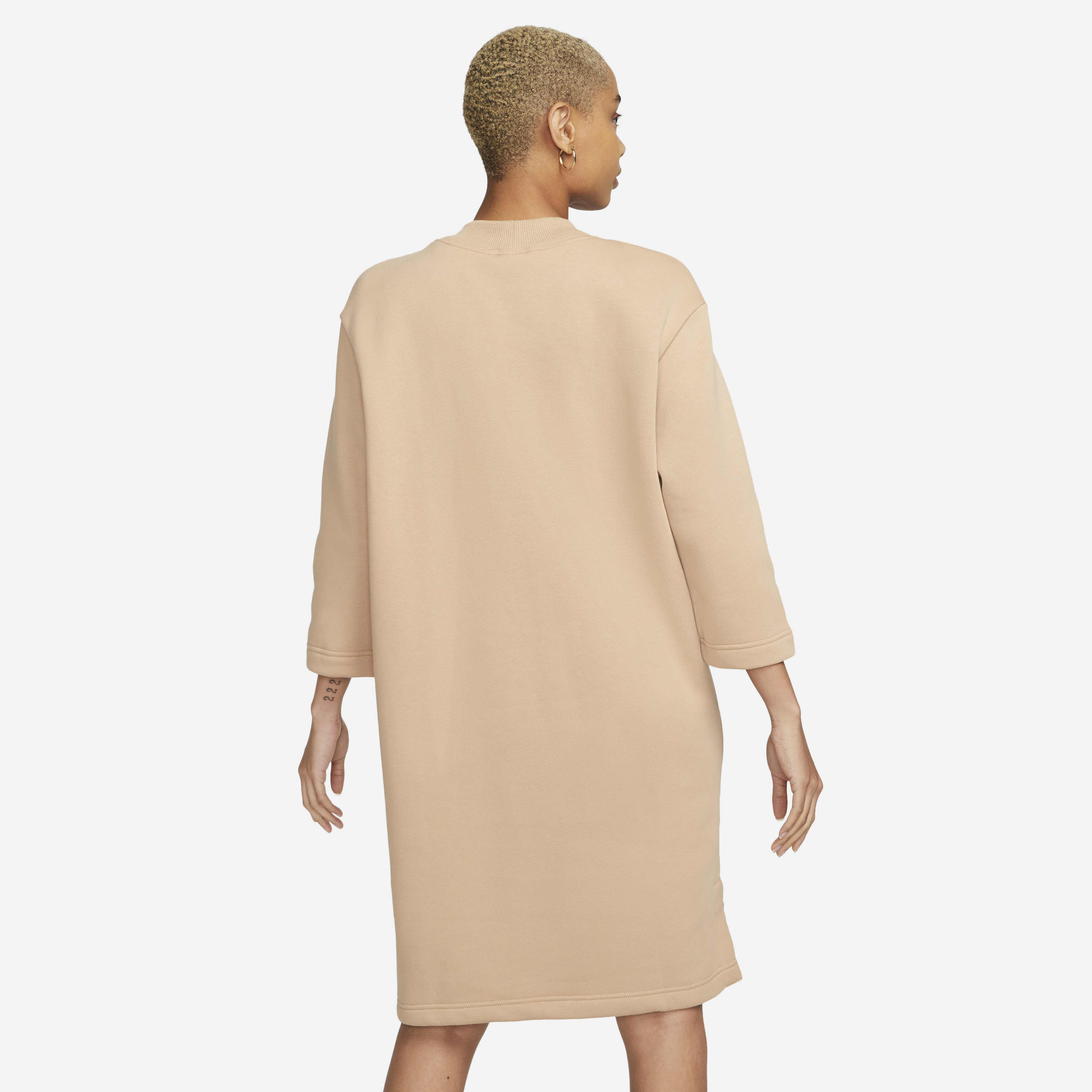 نايكي سبورتسوير فينكس فليس image number 1